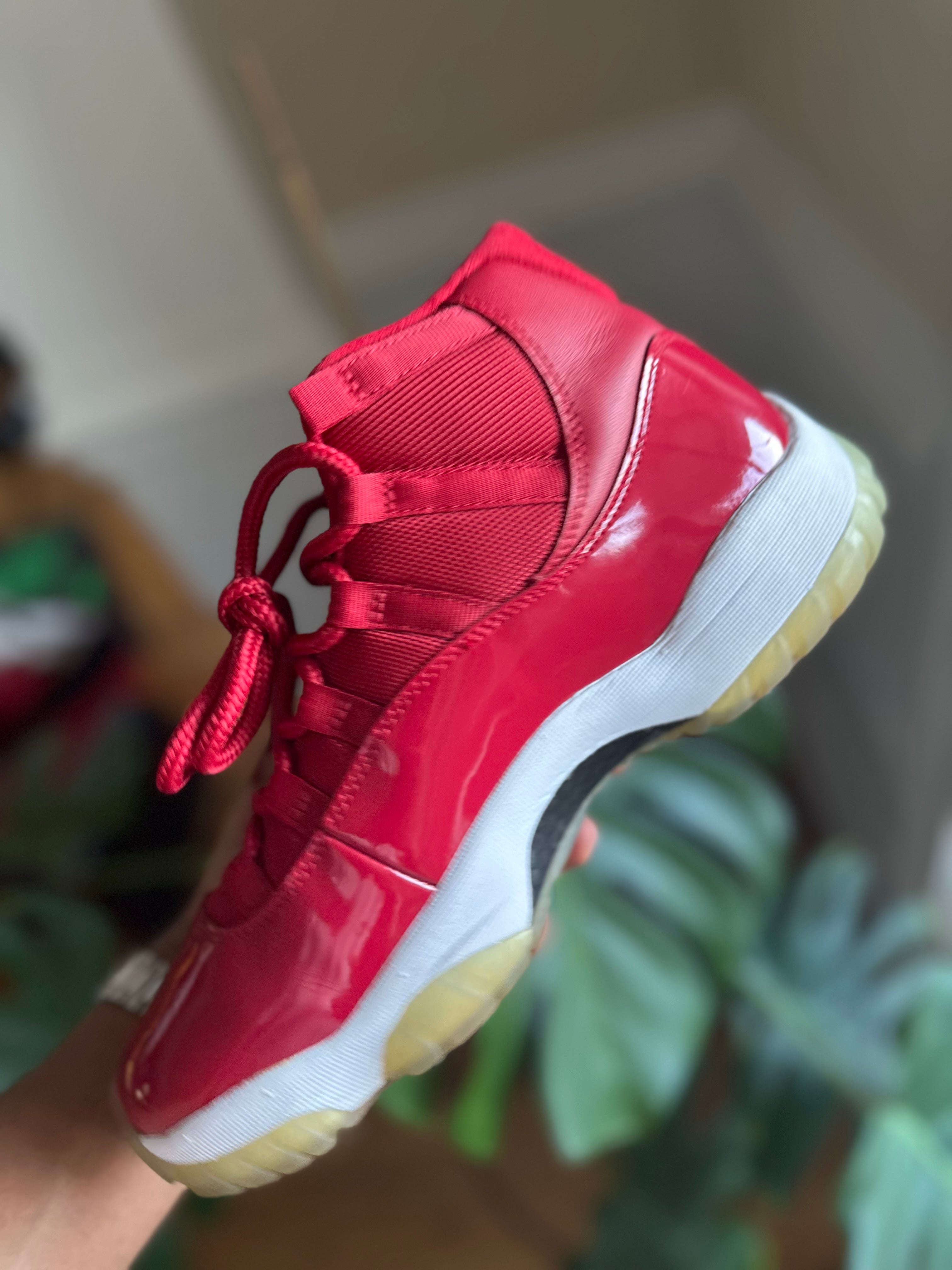 Size 8.5 - J11 win like 96