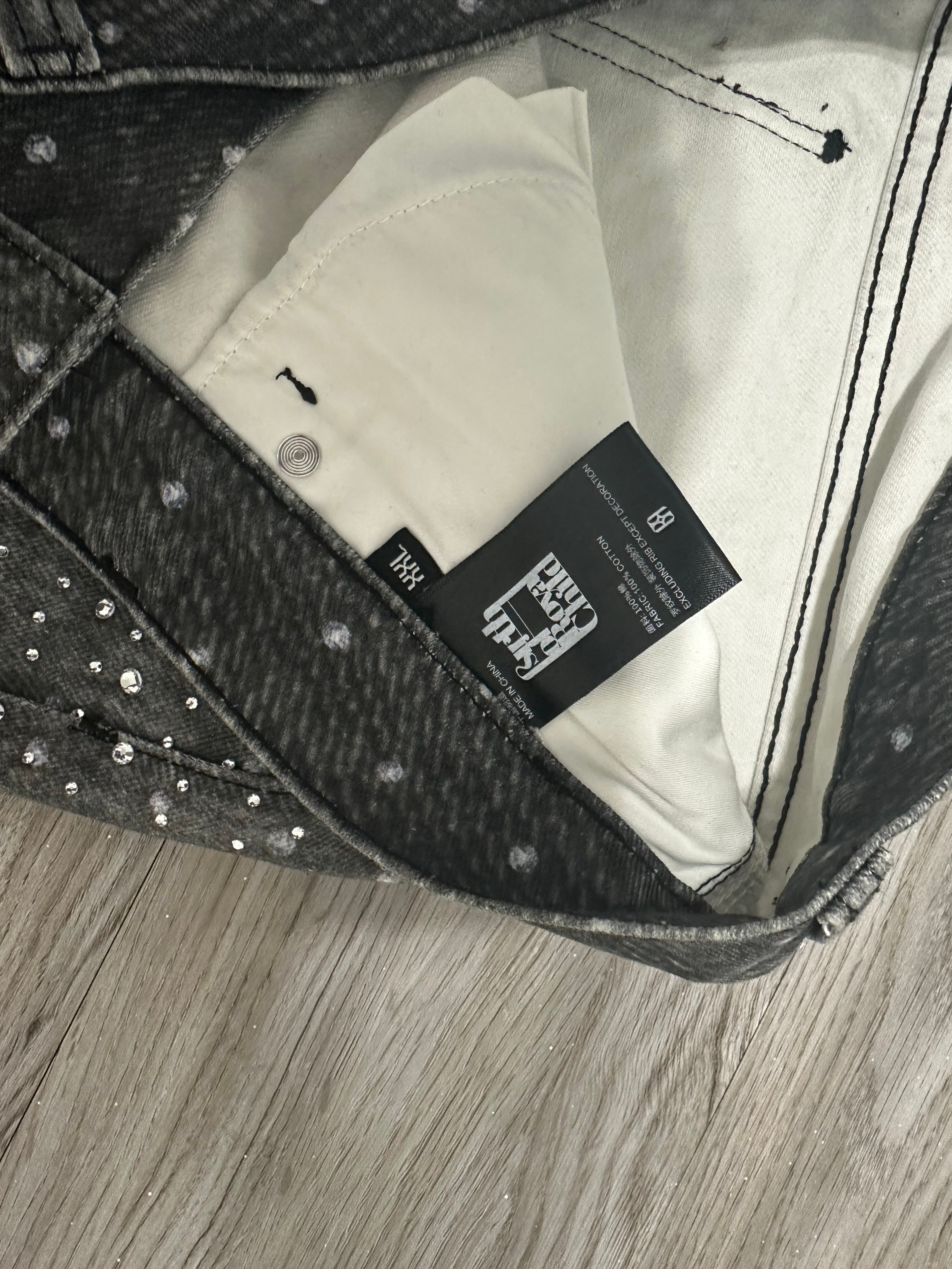 Size XXL - Birth of royal child diamond pants