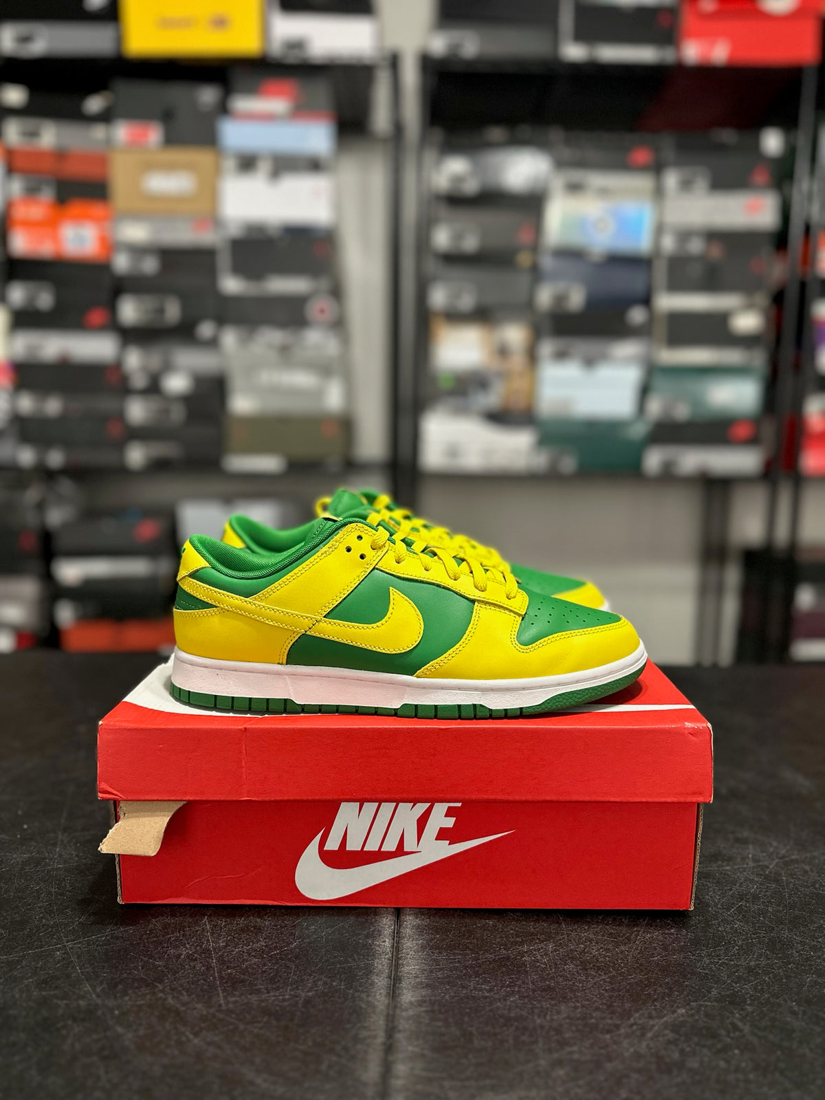 Size 10.5 - dunk low reverse Brazil