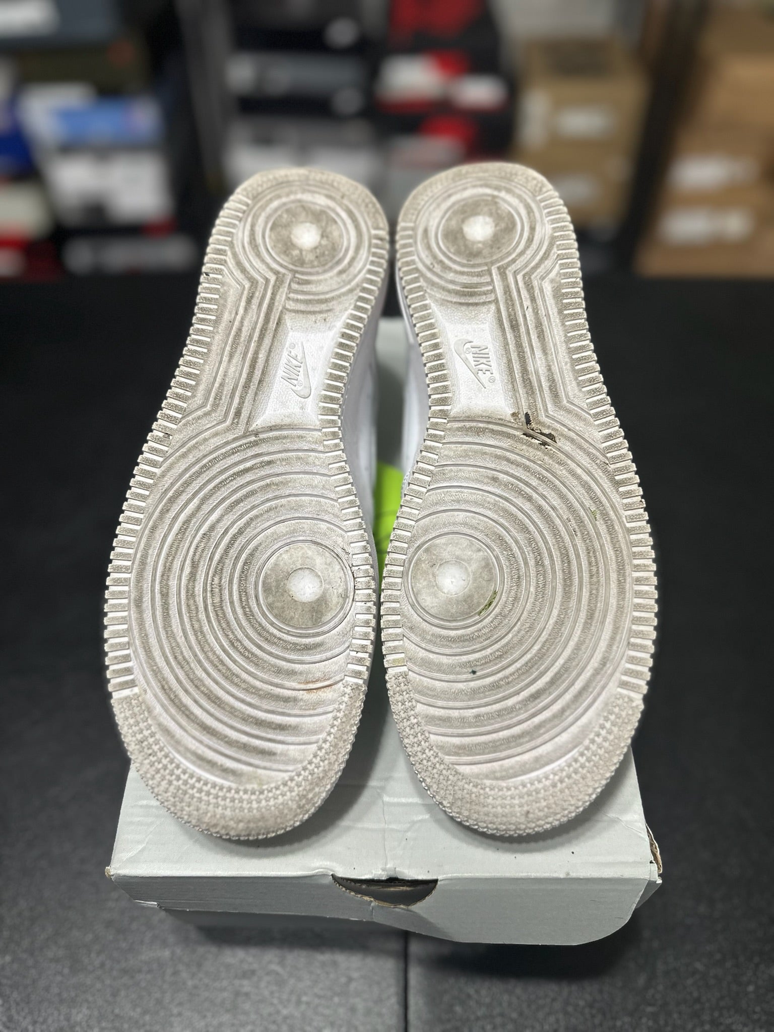 Size 8.5 - AF 1 White