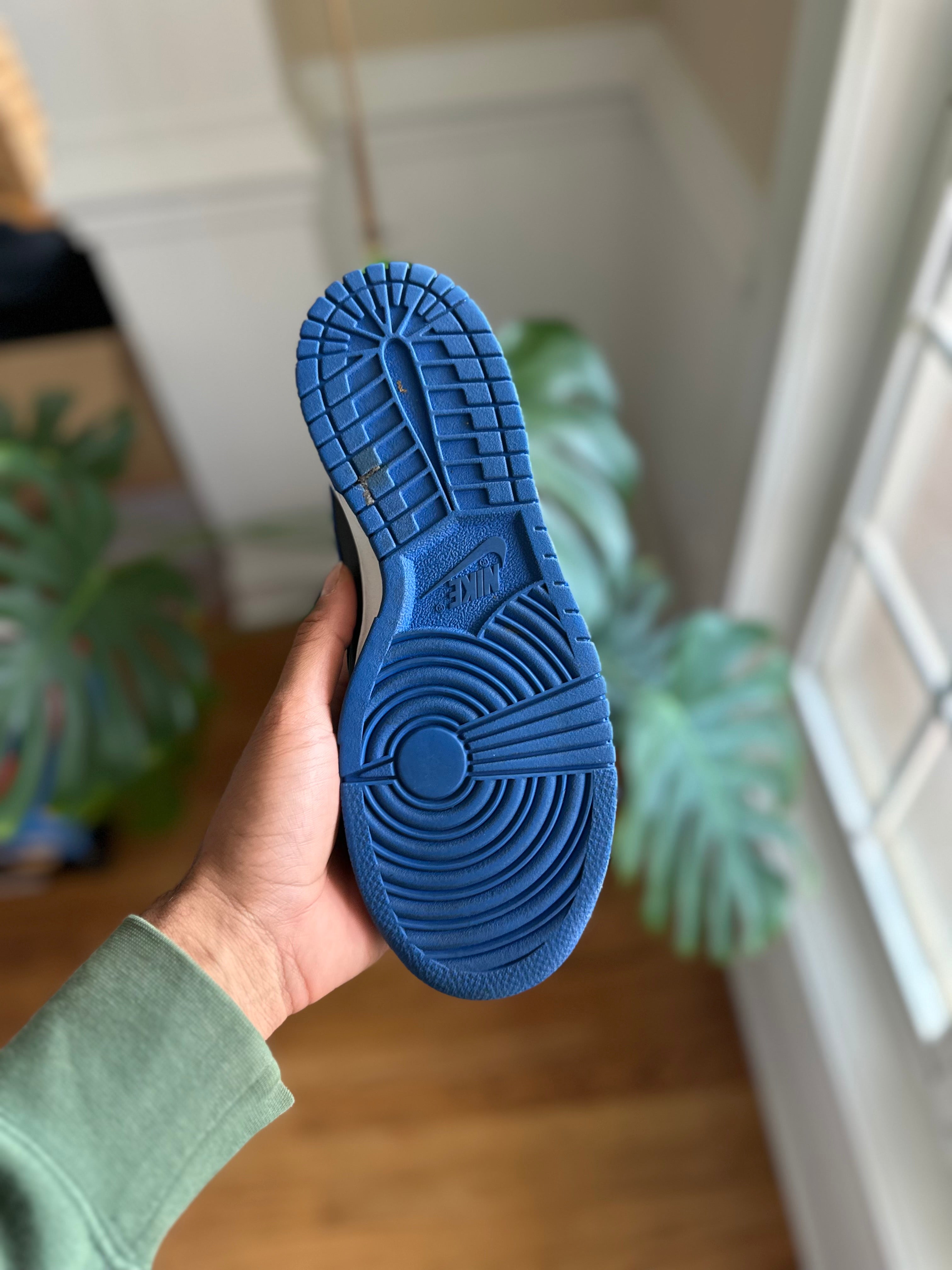Size 7y - dunk low hyper cobalt