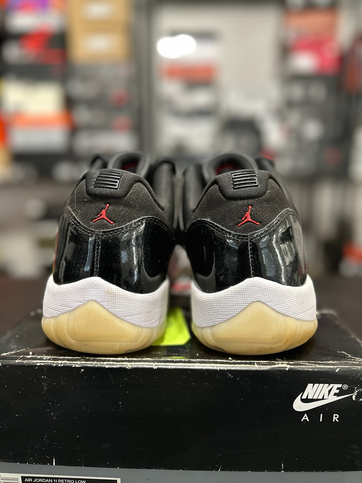 Size 13 - J11 Low 72-10