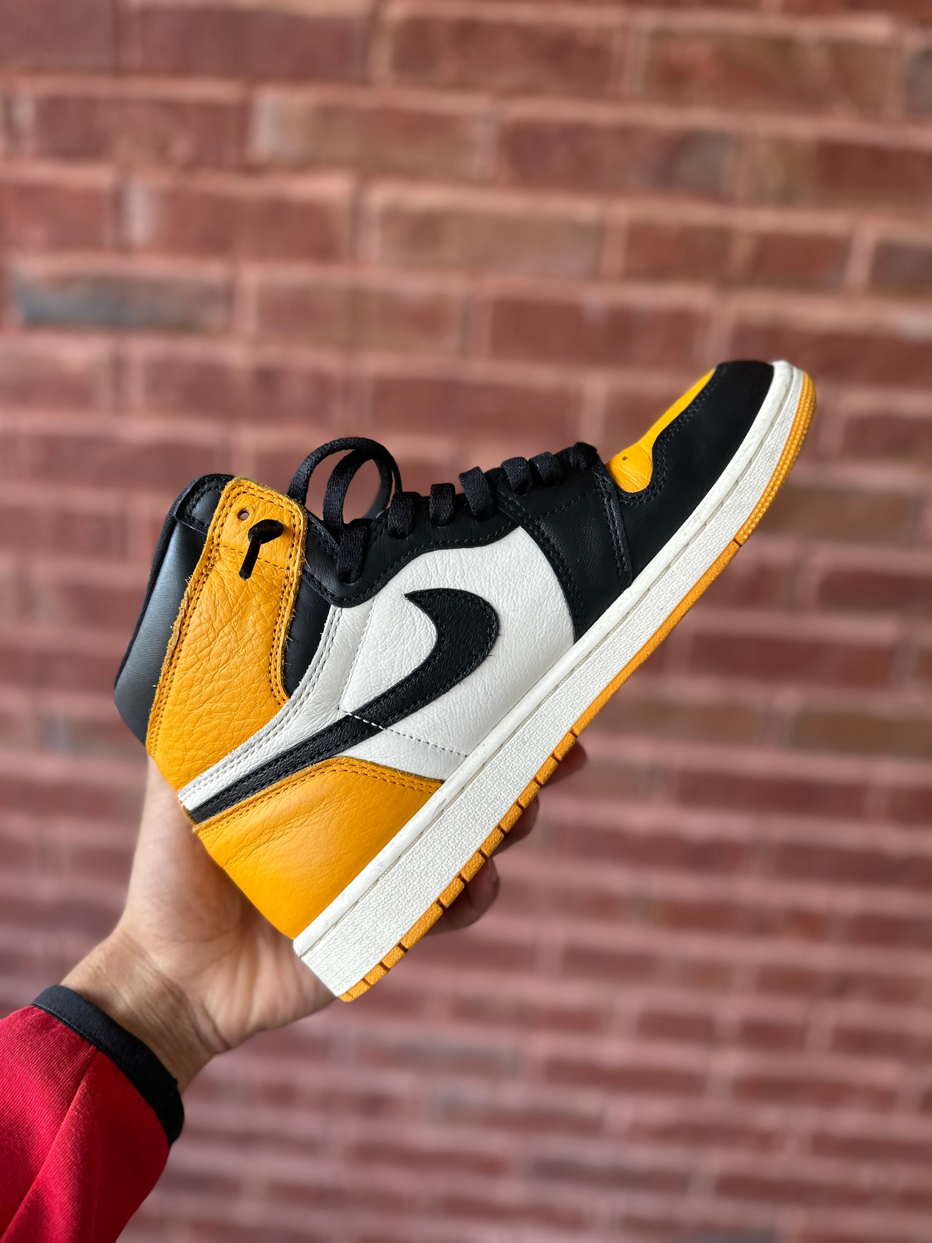 Size 8 - J1 yellow taxi