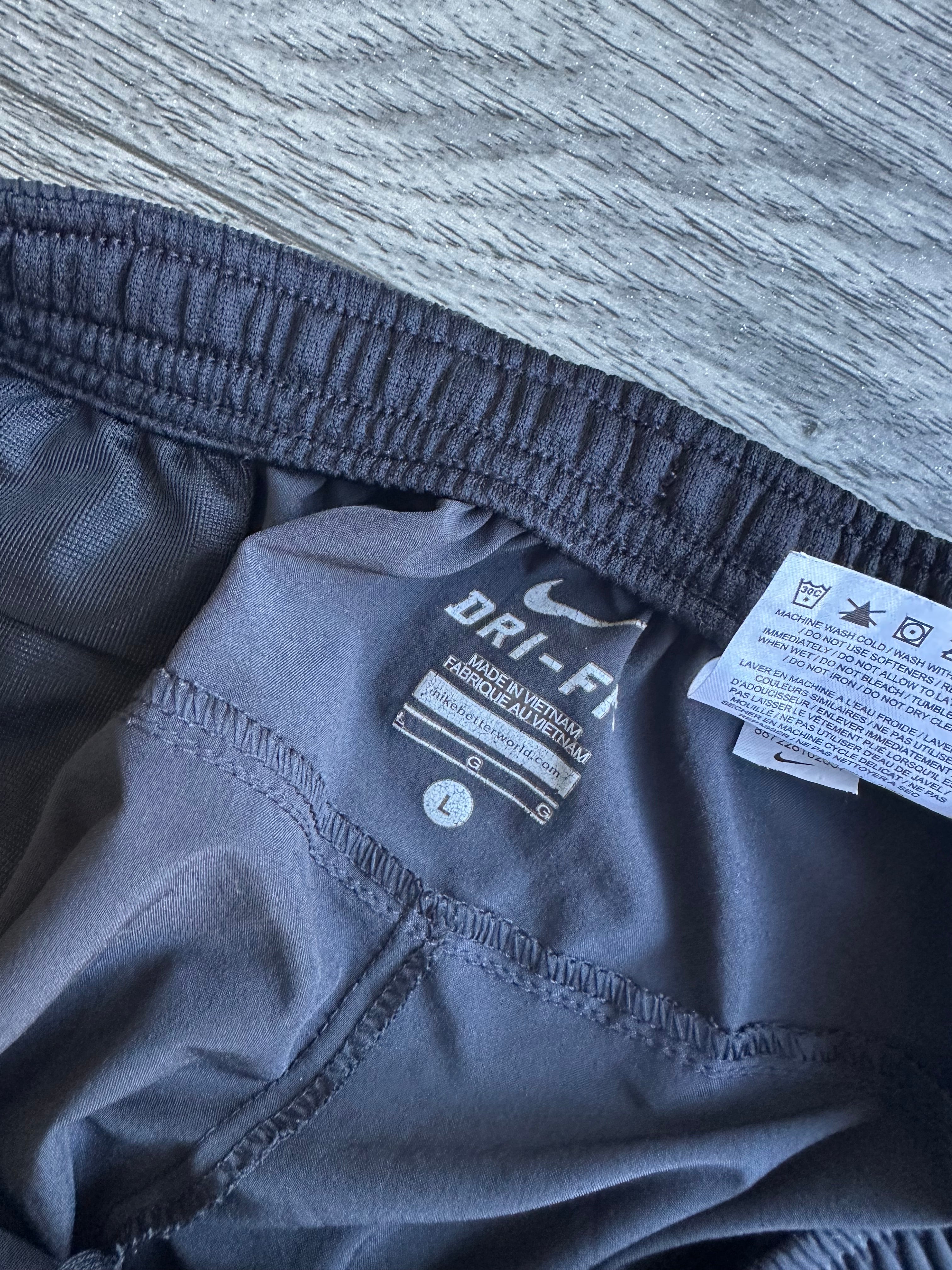 Size L - running sweats