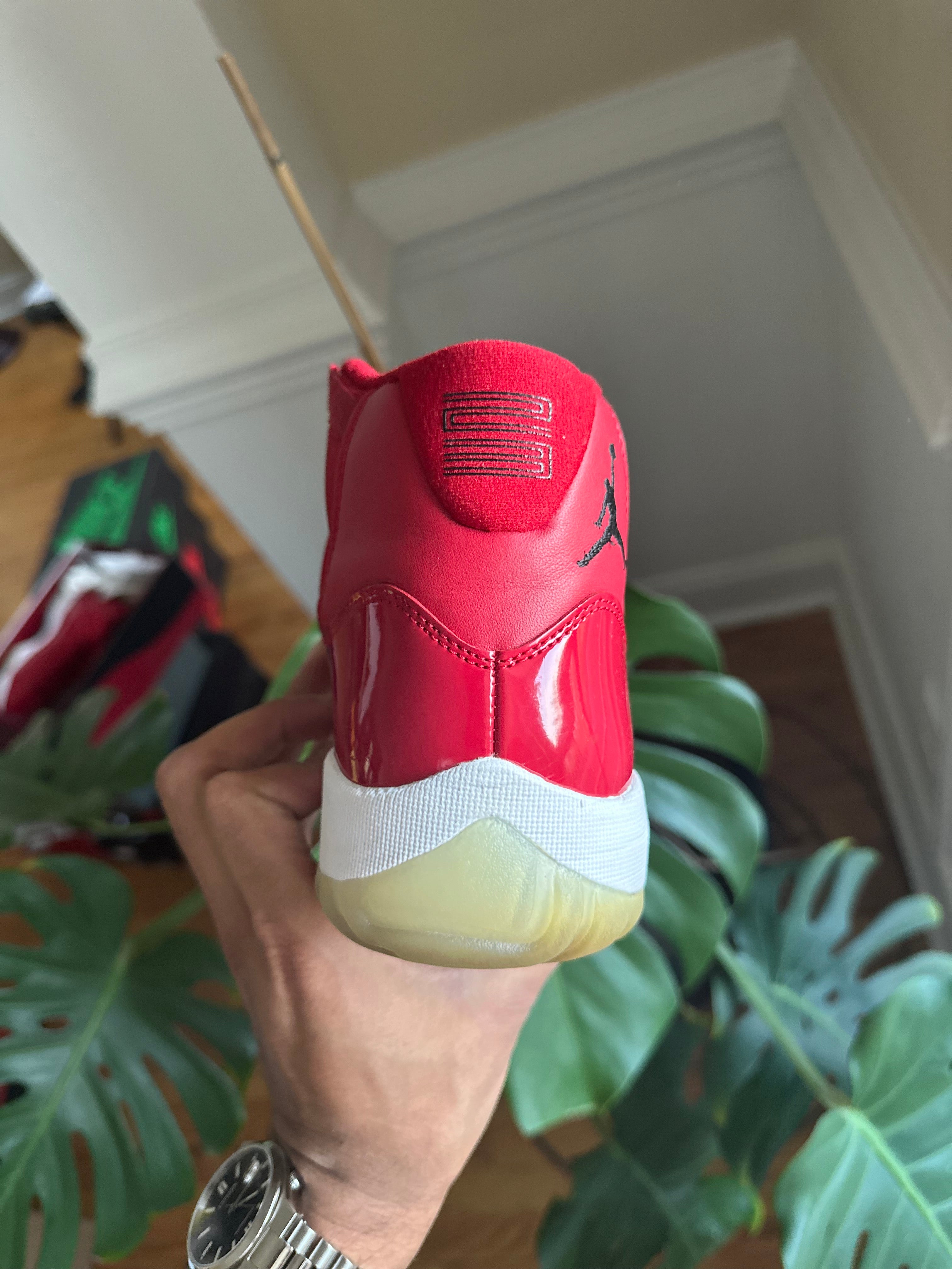 Size 8.5 - J11 win like 96