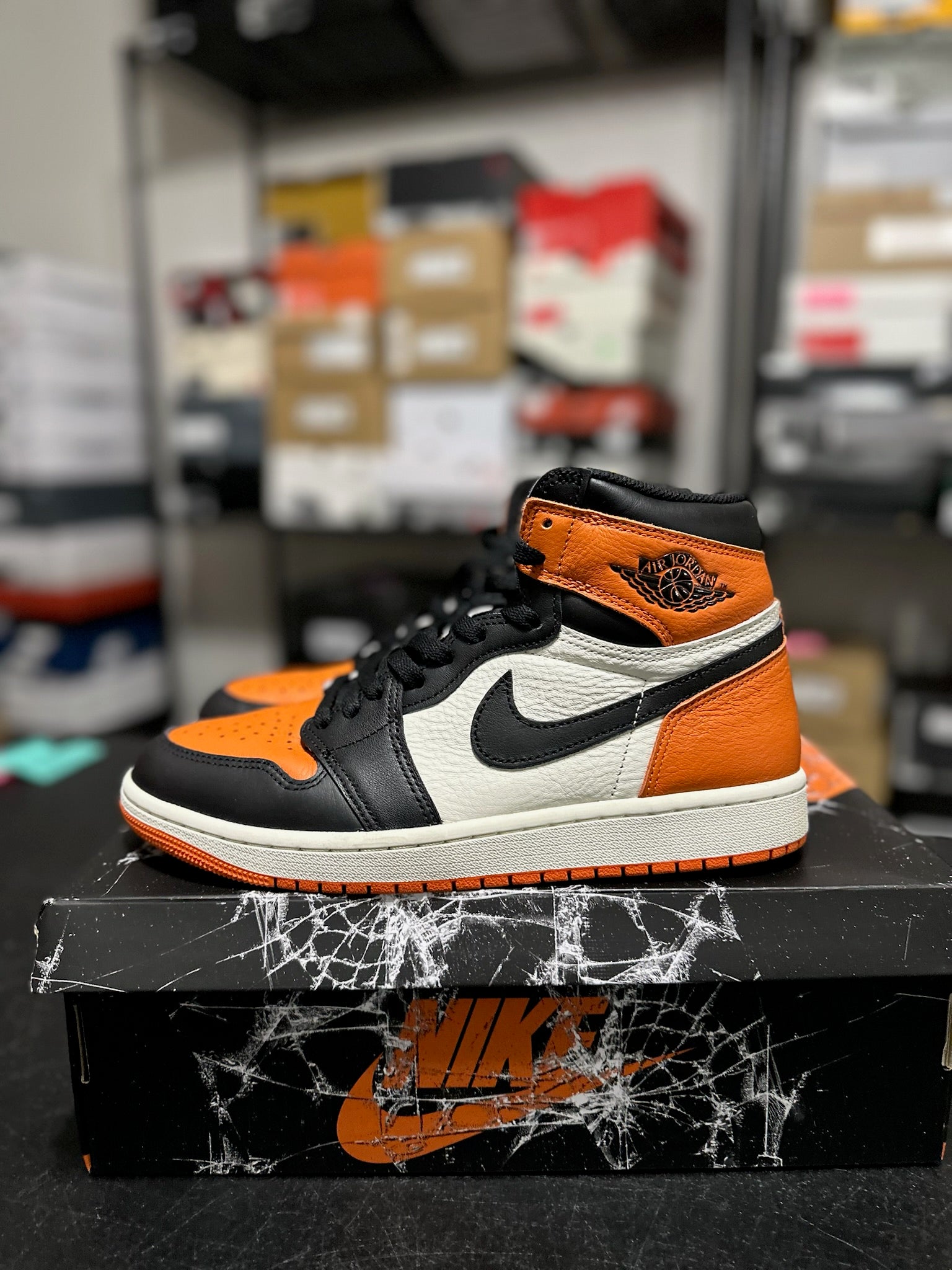 Size 9.5 - J1 Mid Shattered Backboard