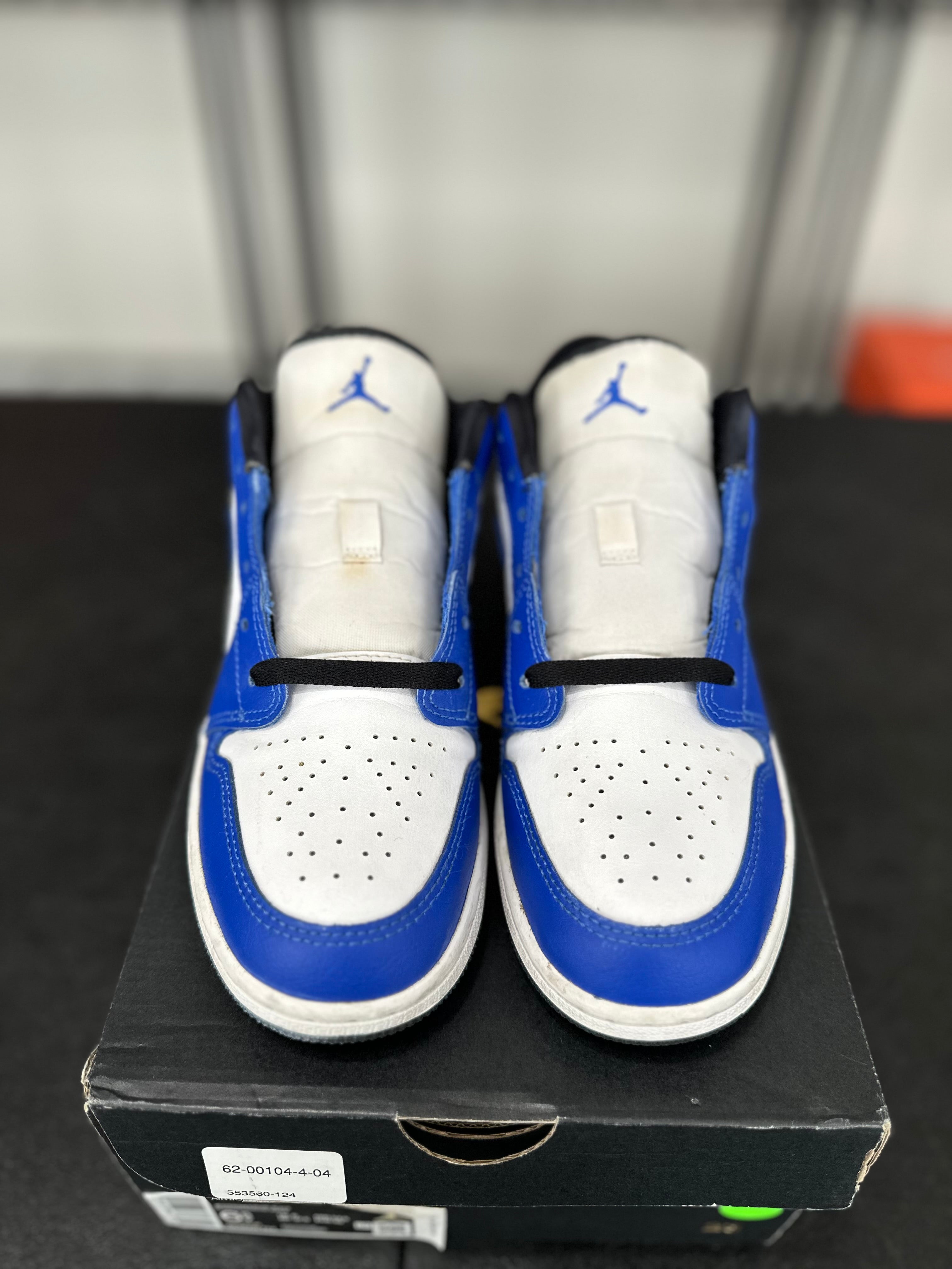 Size 6.5 - J1 low game royal
