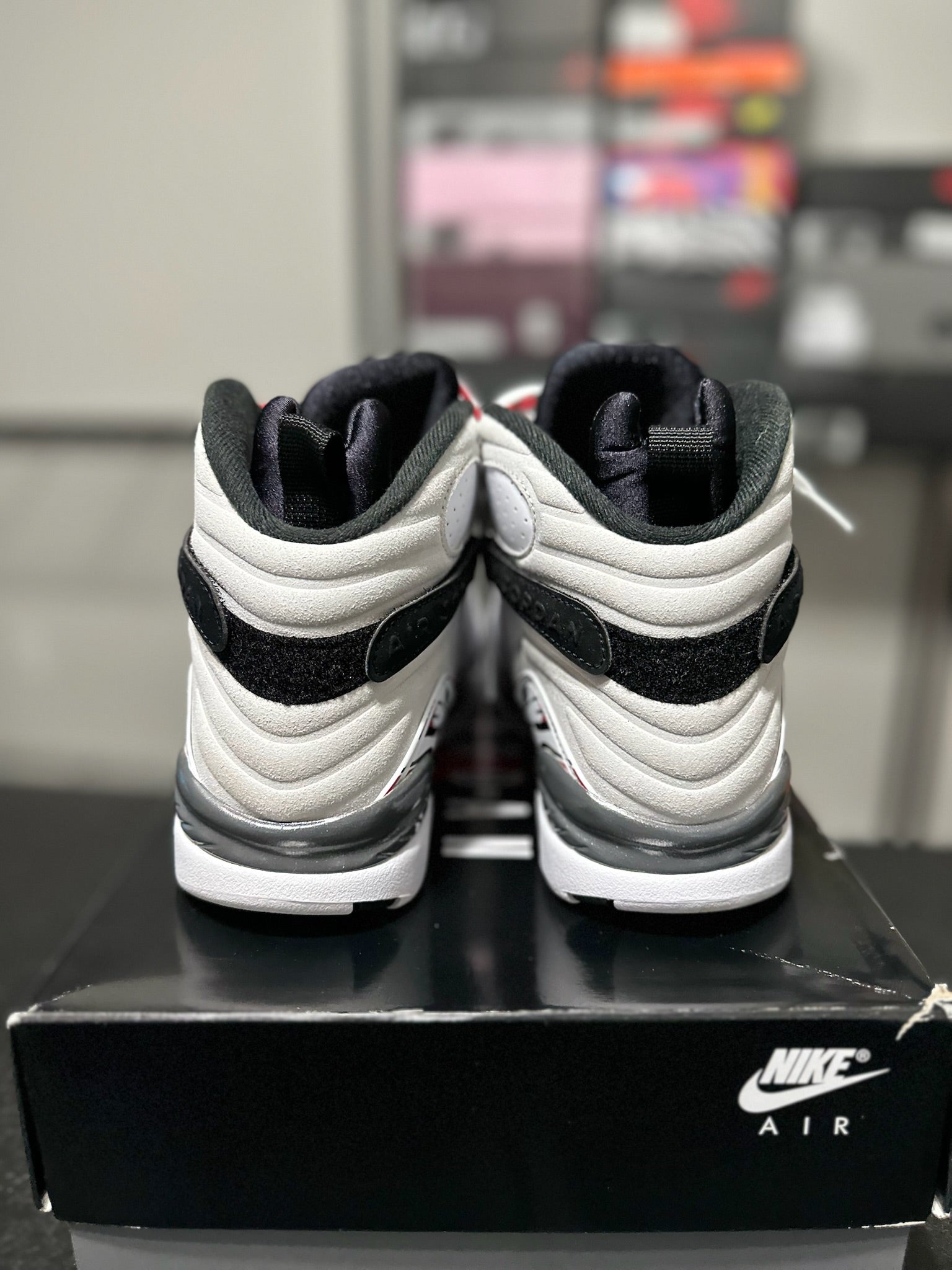 Size 8.5 - J8 White True Red