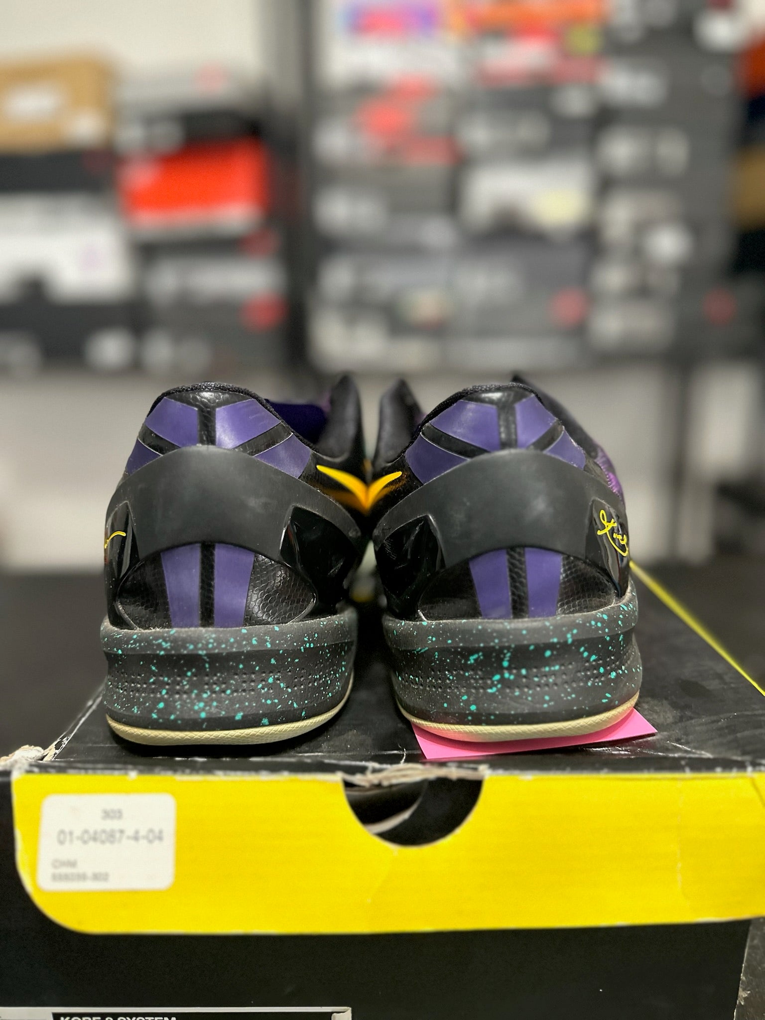 Size 13 - Kobe 8 Easter