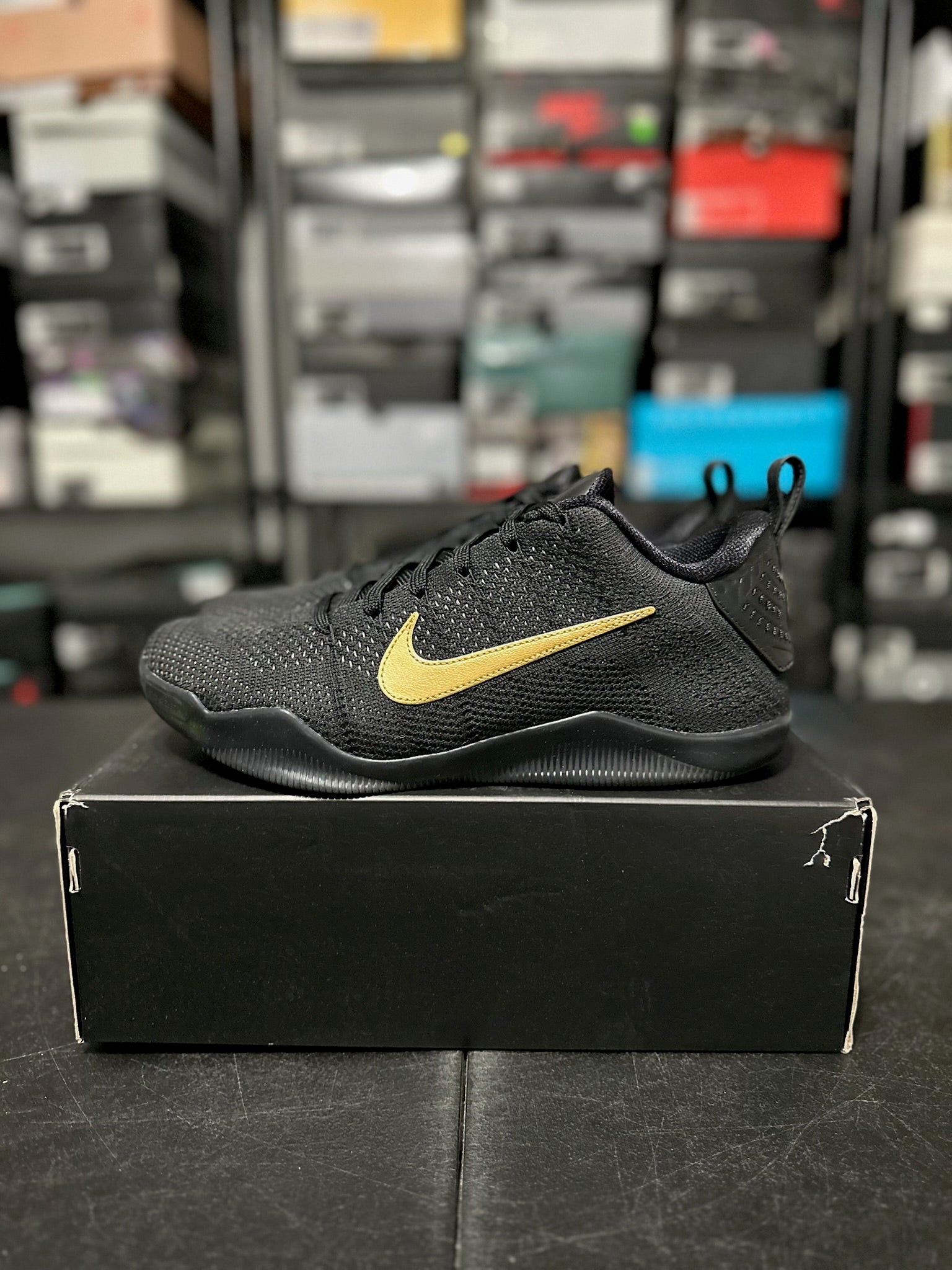 Size 9.5 - Kobe 11 Elite Low Protro Fade to Black