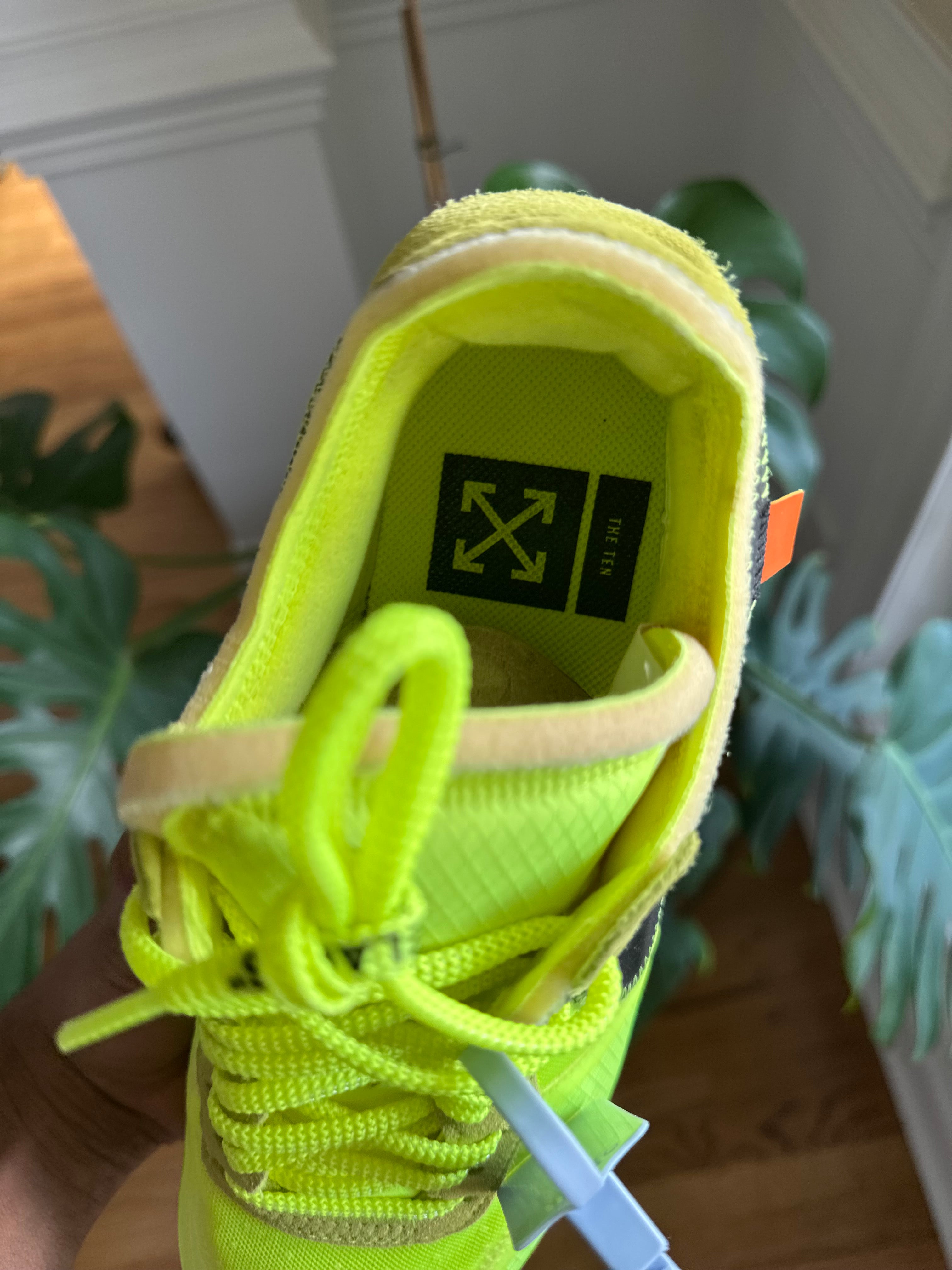Size 9 - AF1 Off white Volt
