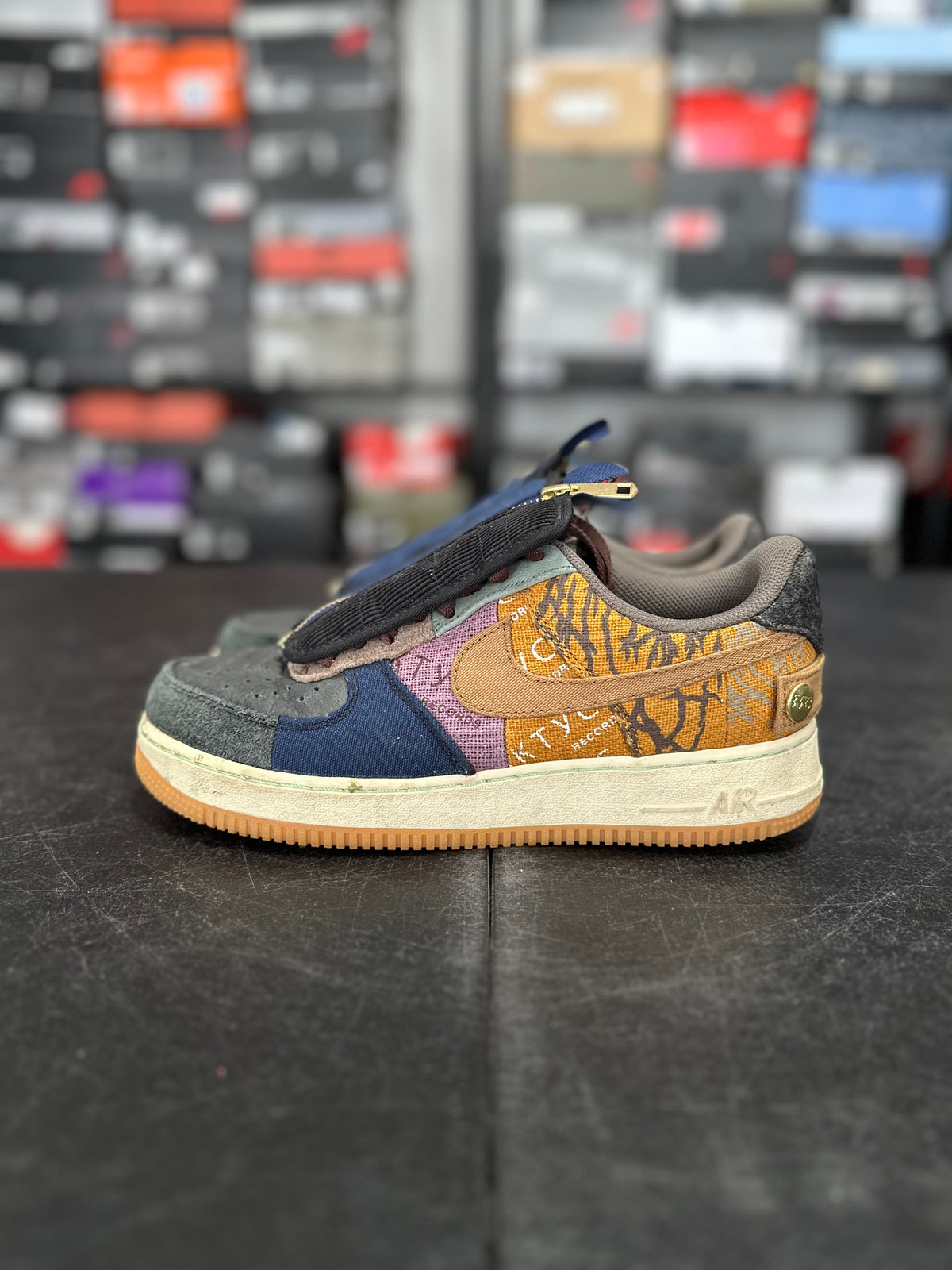 Size 8.5 - AF1 cactus jack