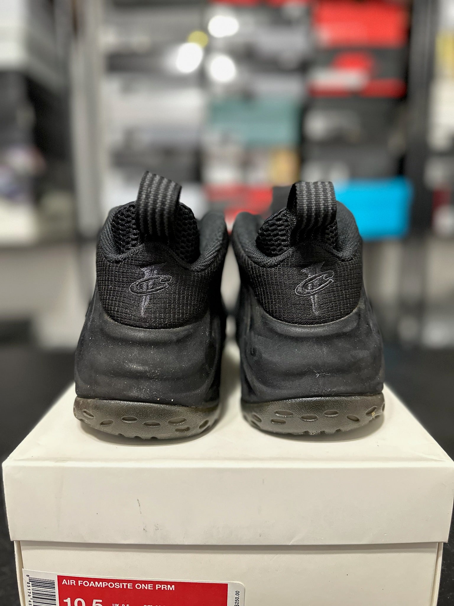 Size 10.5 - Foamposite 1 Black Suede