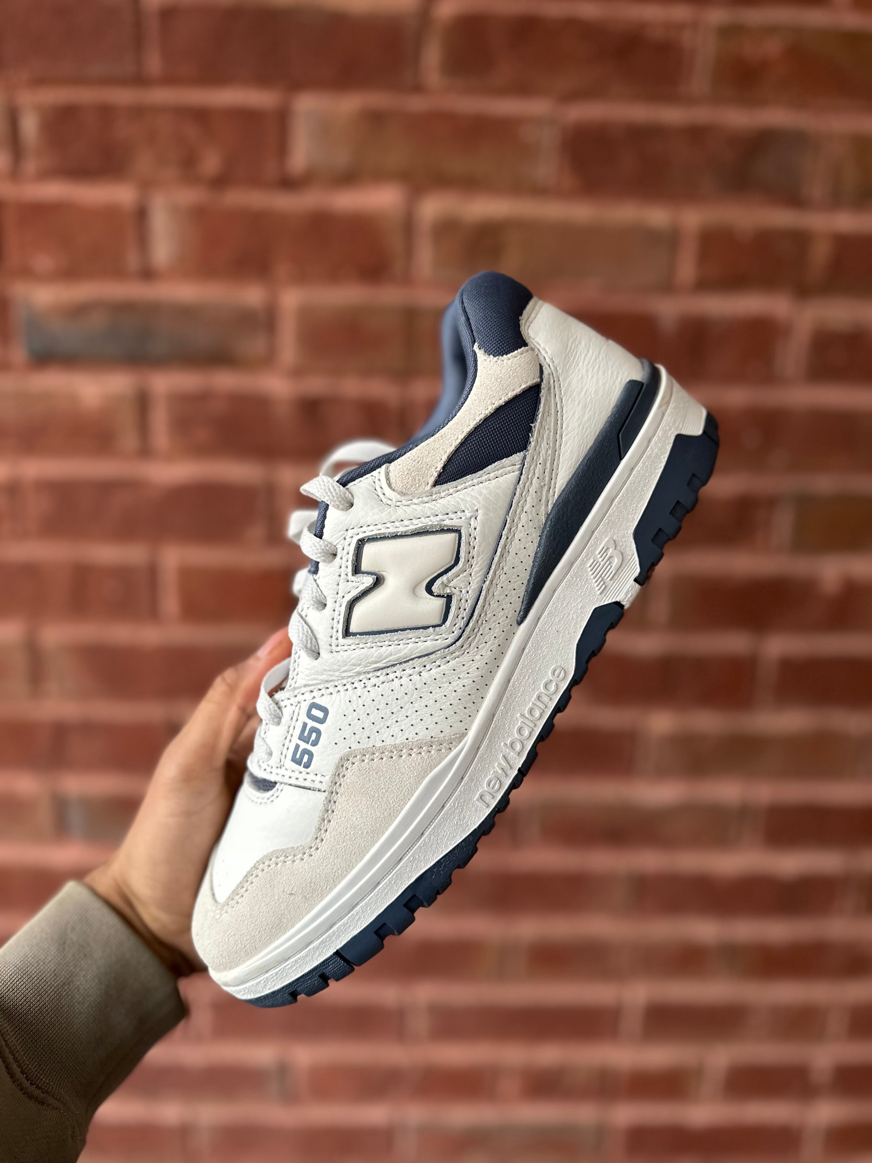 Size 10 - NB 550 white dusty blue