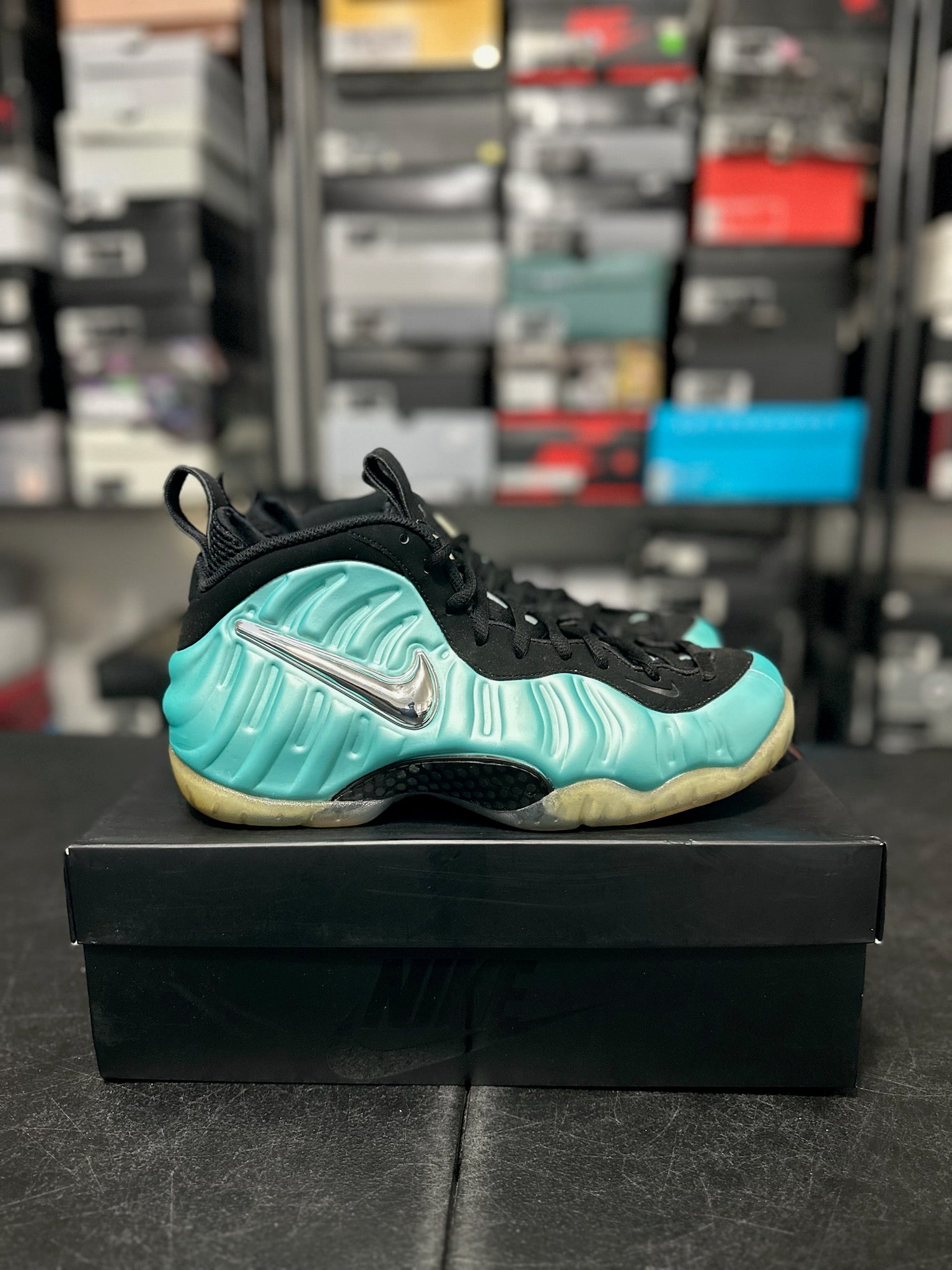 Size 9 - Foamposite Pro Island Green