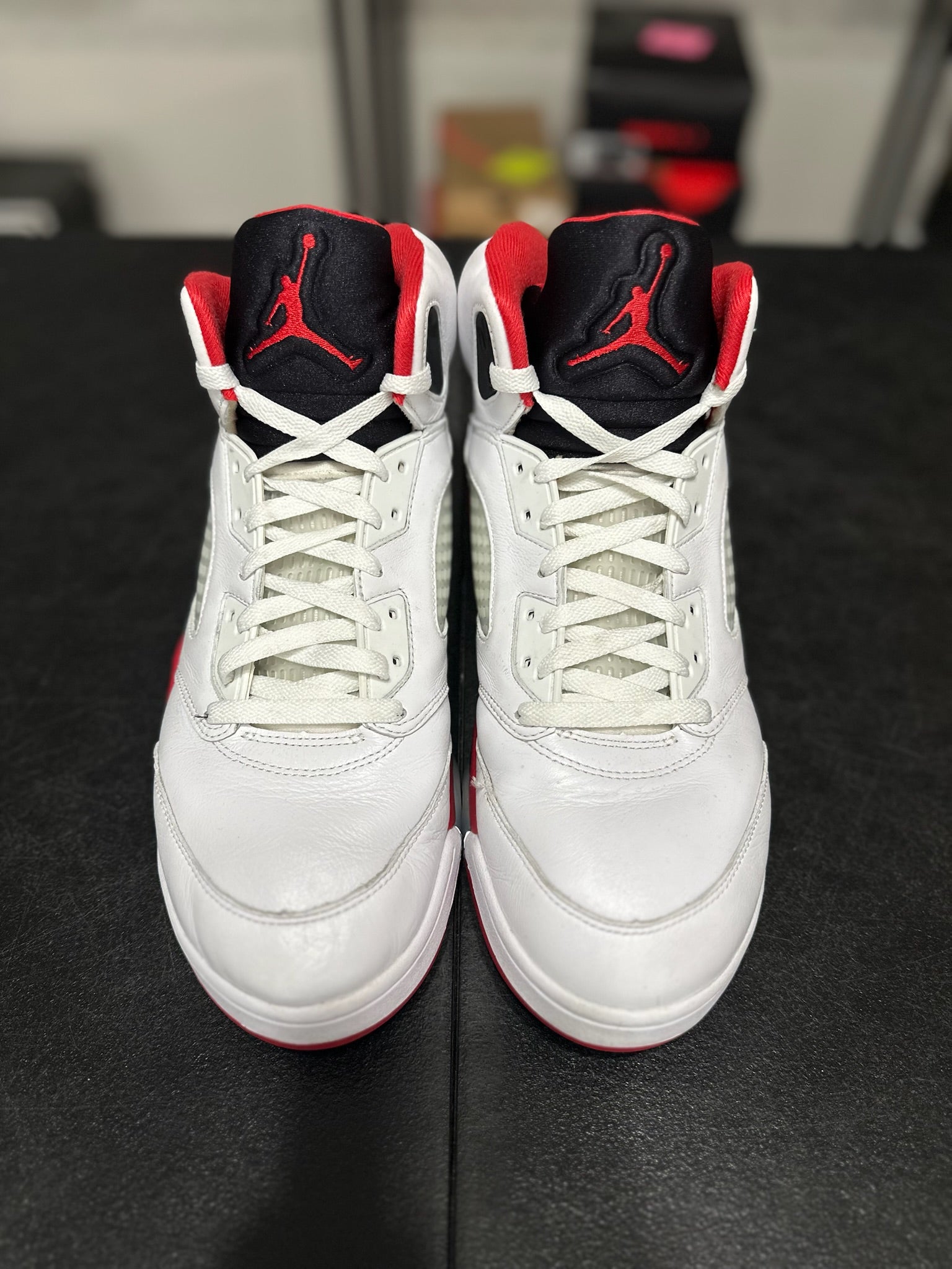 Size 13 - j5 fire red black tongue