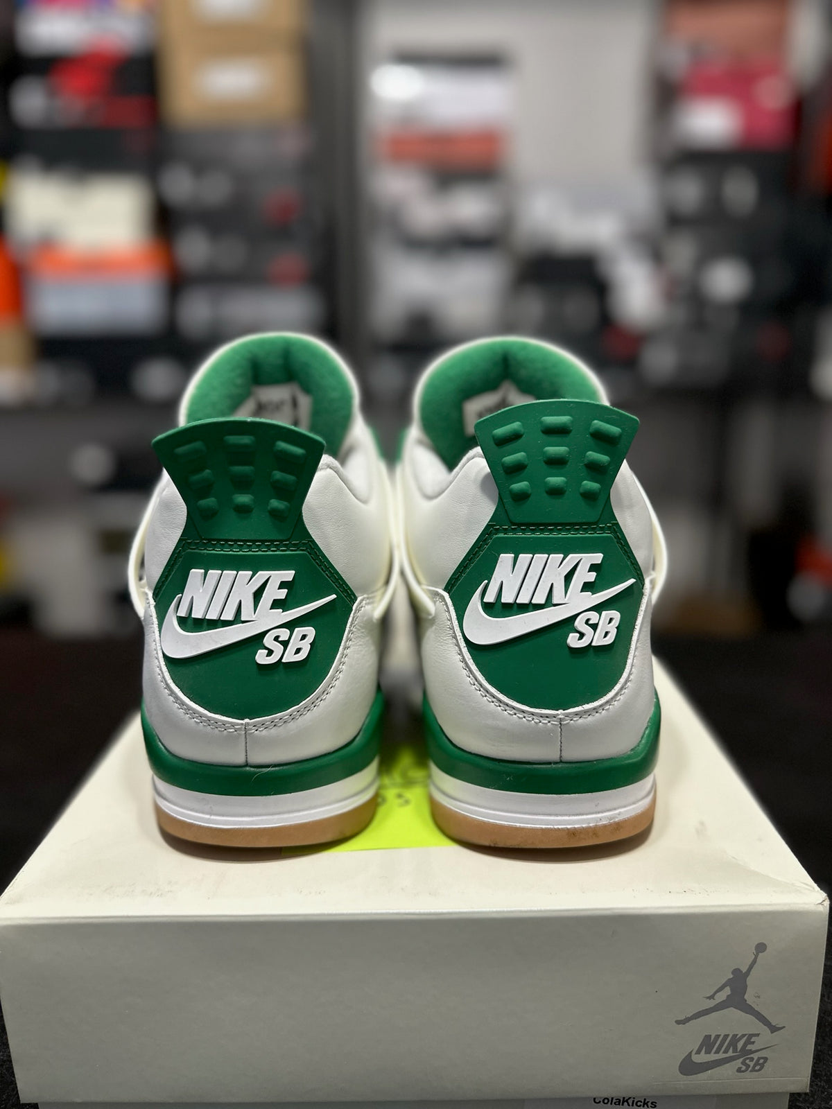 Size 9 - j4 pine green
