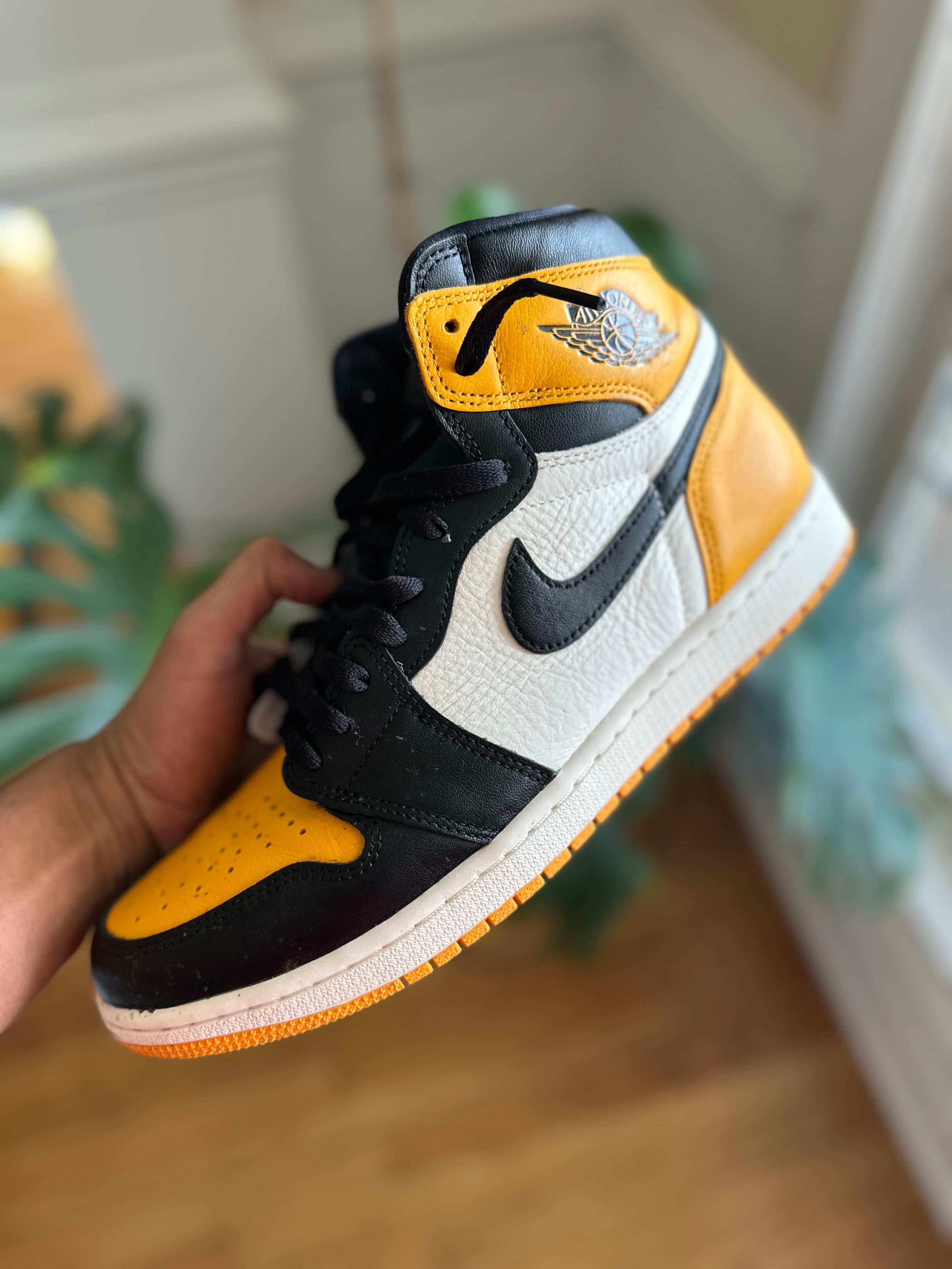 Size 11.5 - J1 taxi