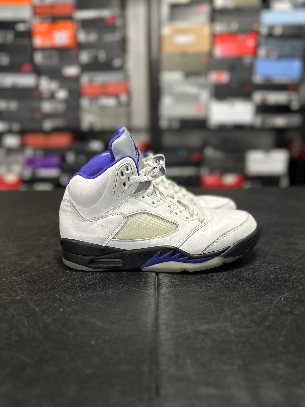 Size 7.5 - J5 dark concord