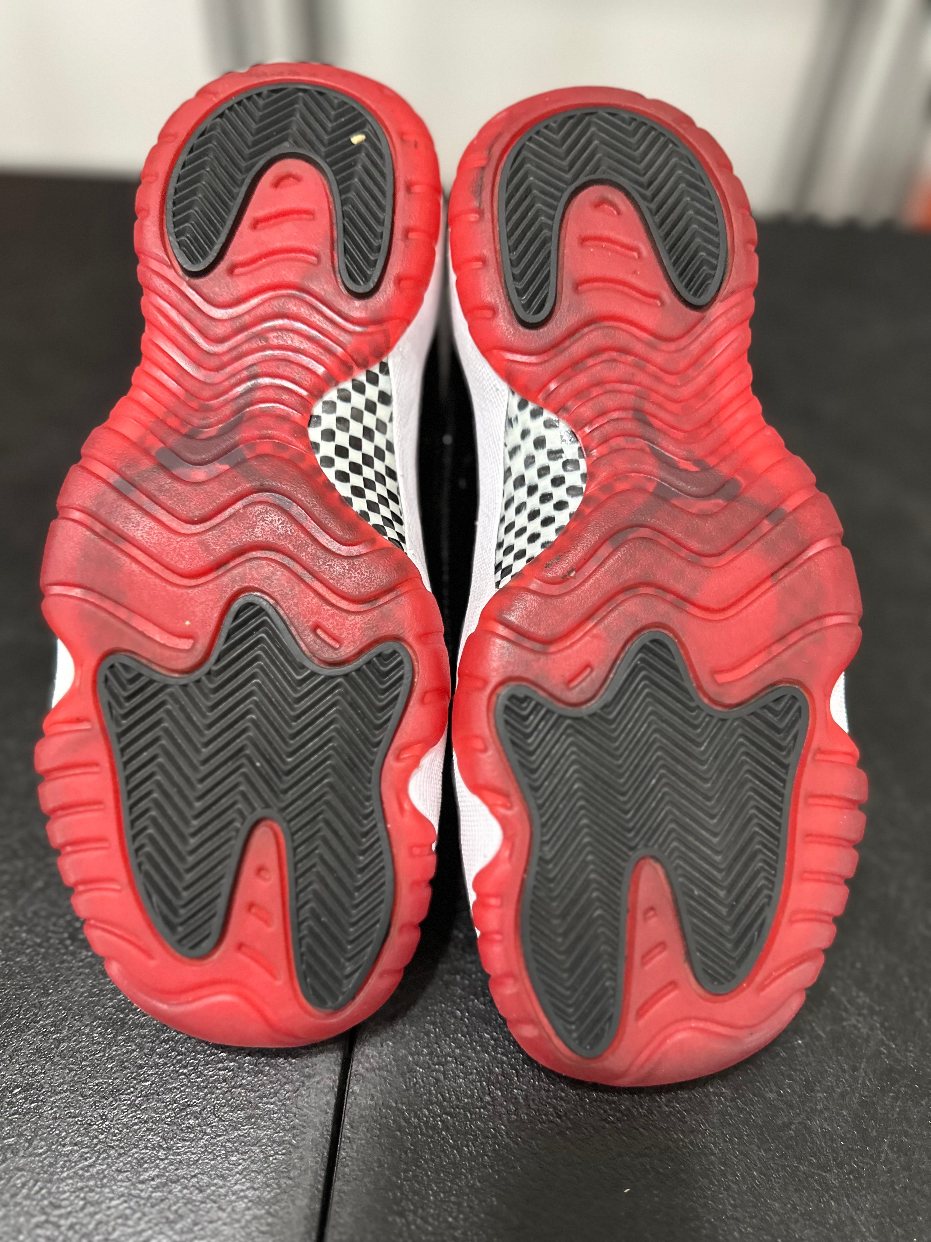 Size 7y - J11 bred
