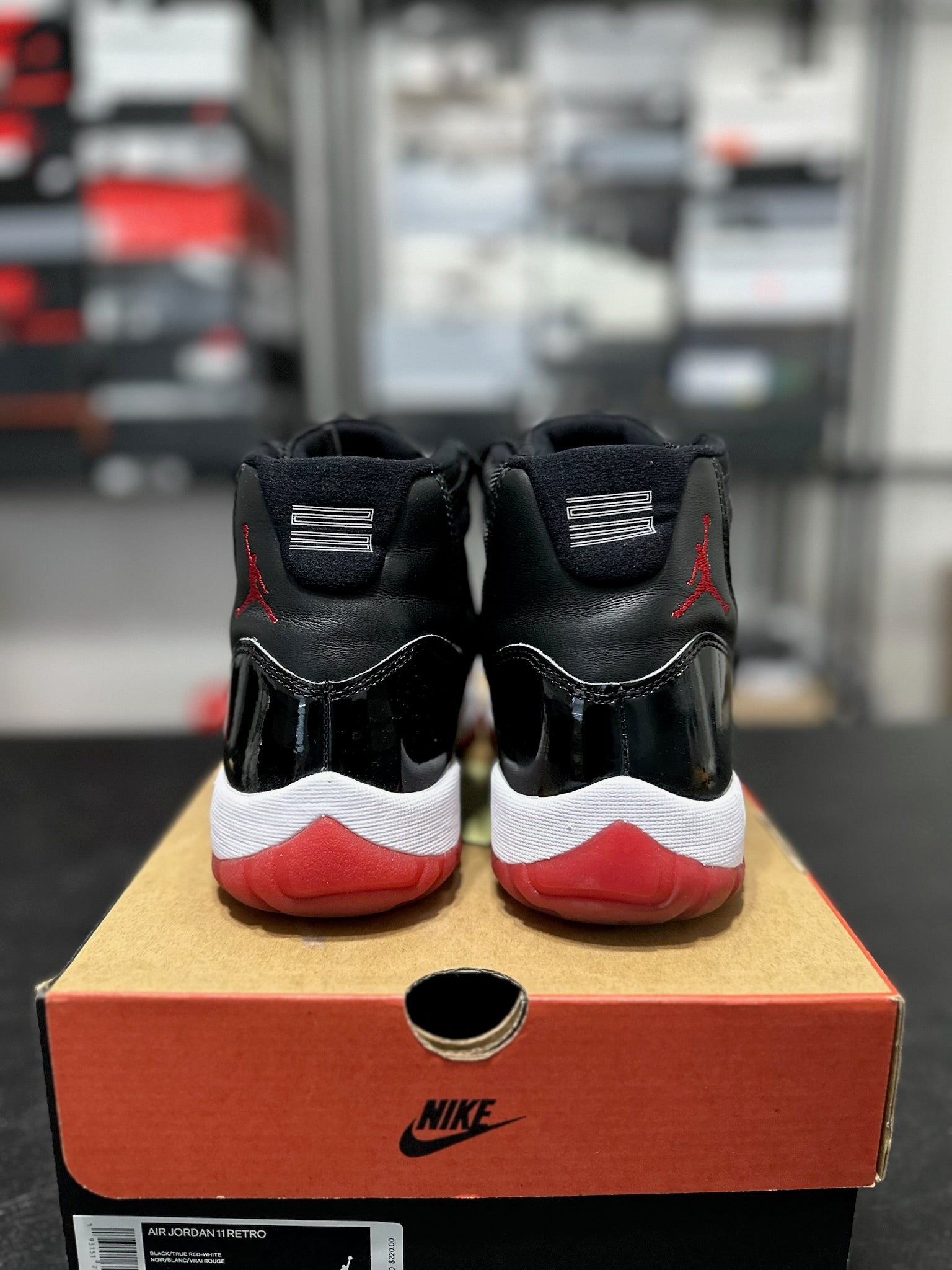 Size 8 - J11 Playoffs Bred