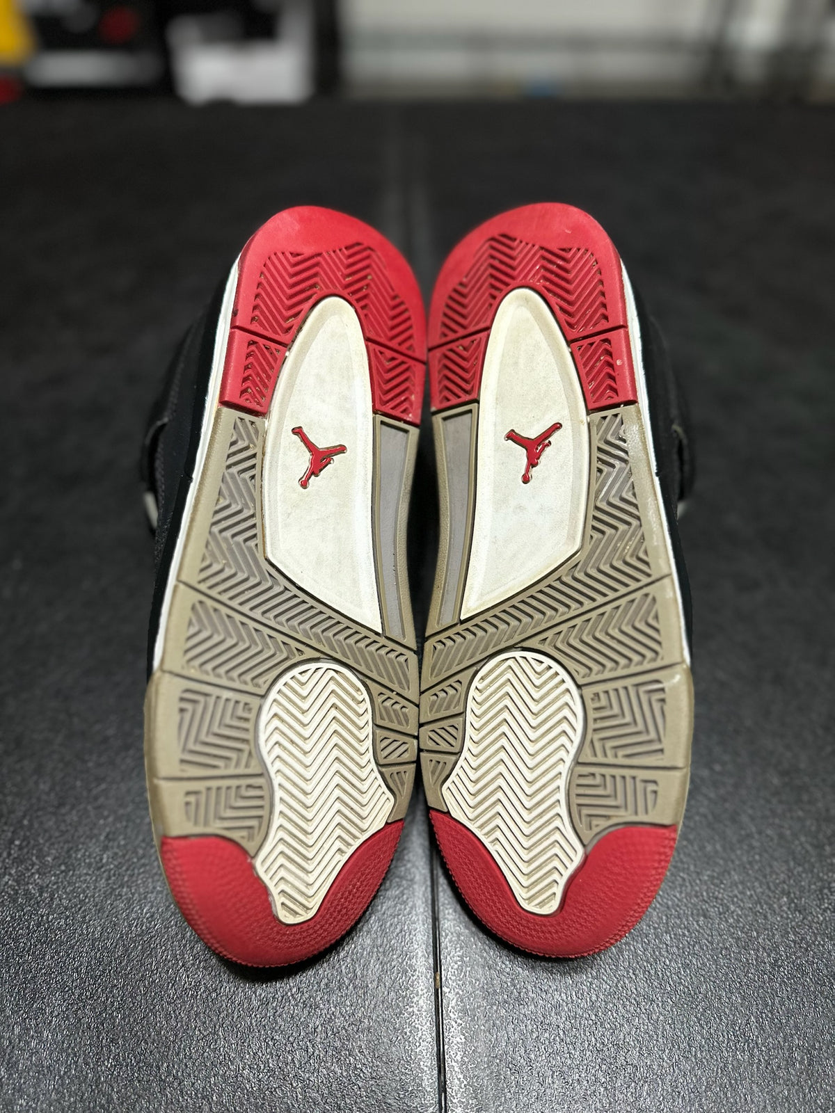 Size 6Y - j4 Black cement