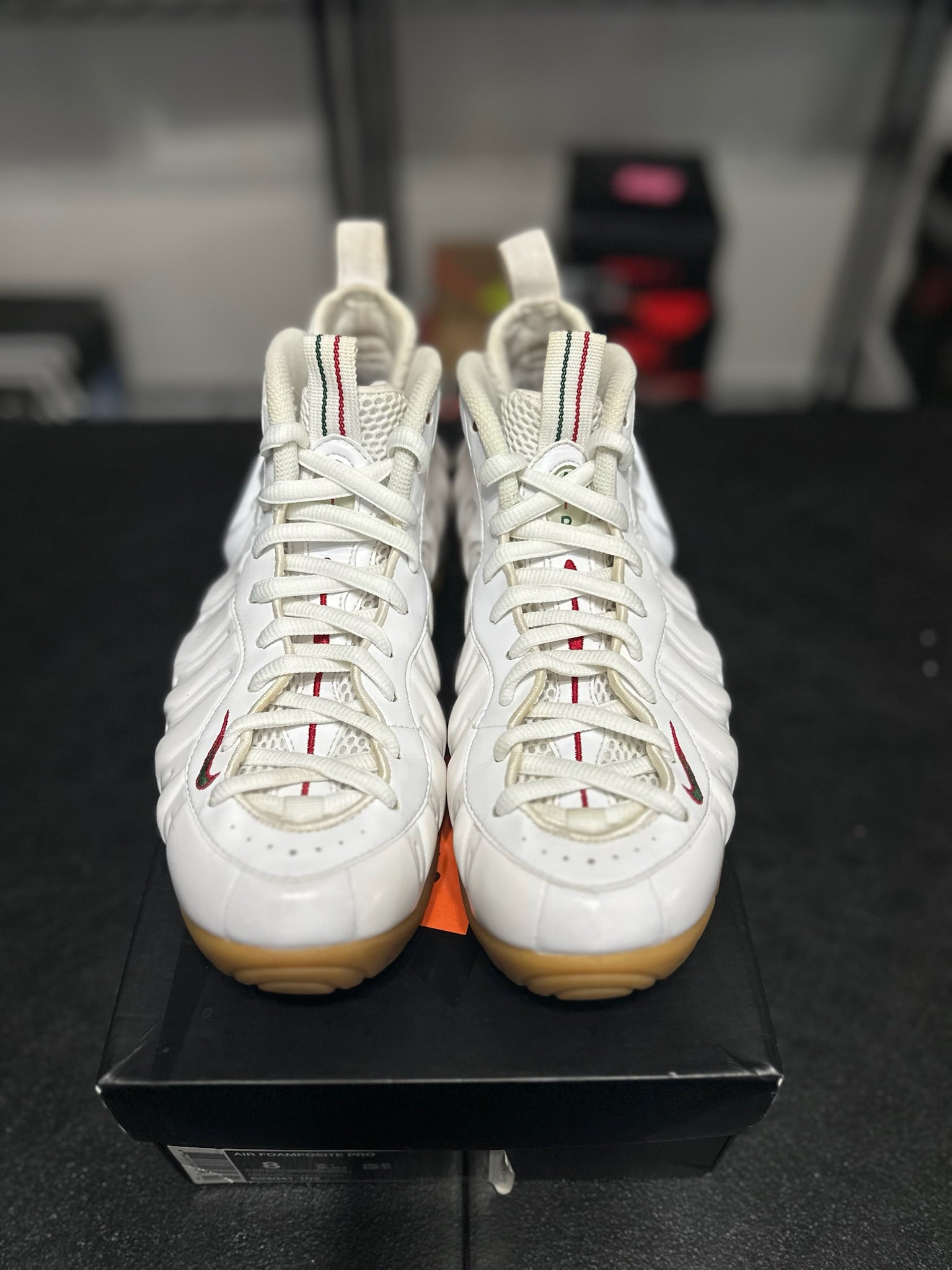 Size 8 - Foamposite Pro White Gucci
