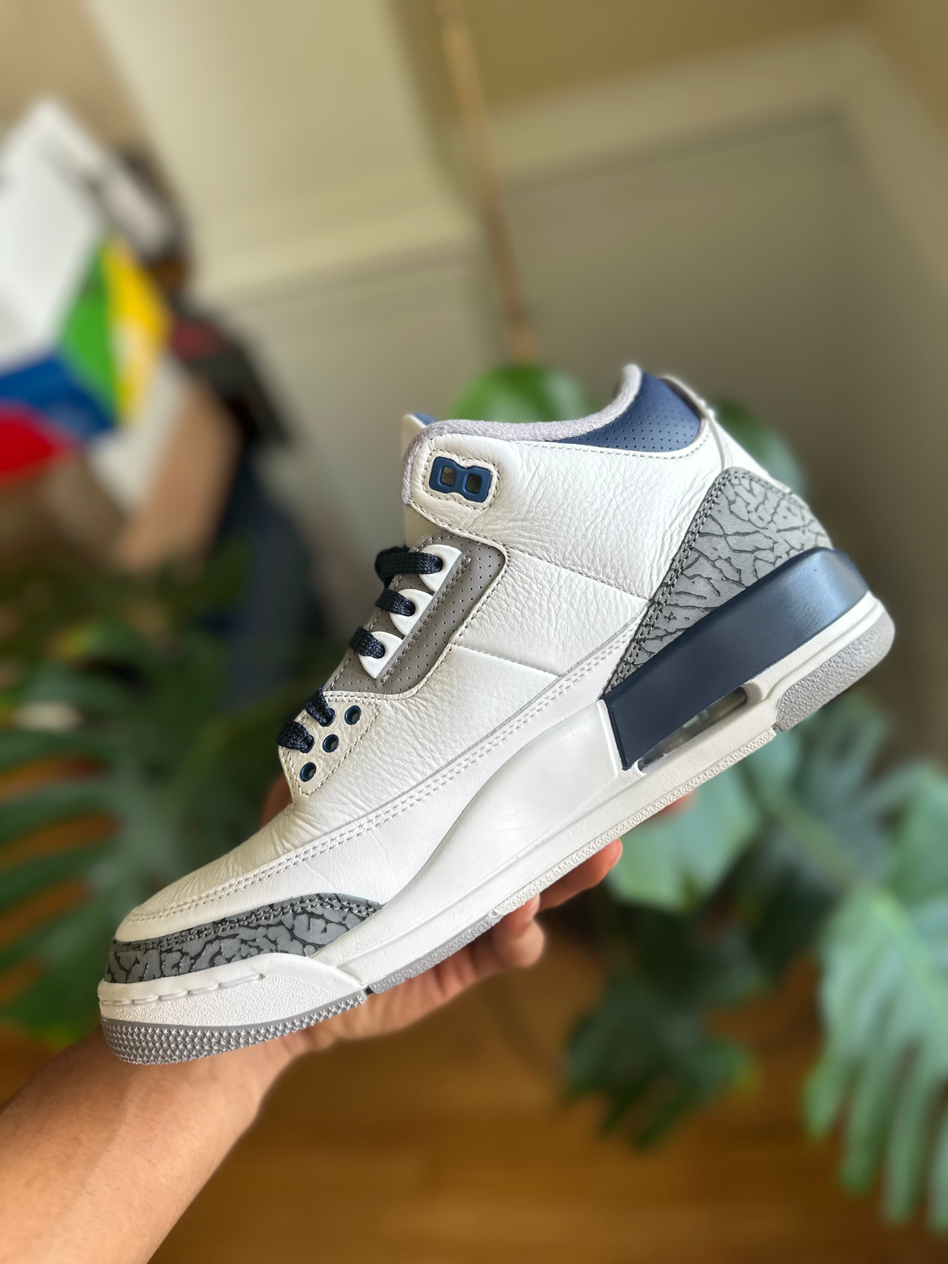Size 8.5 - J3 midnight navy