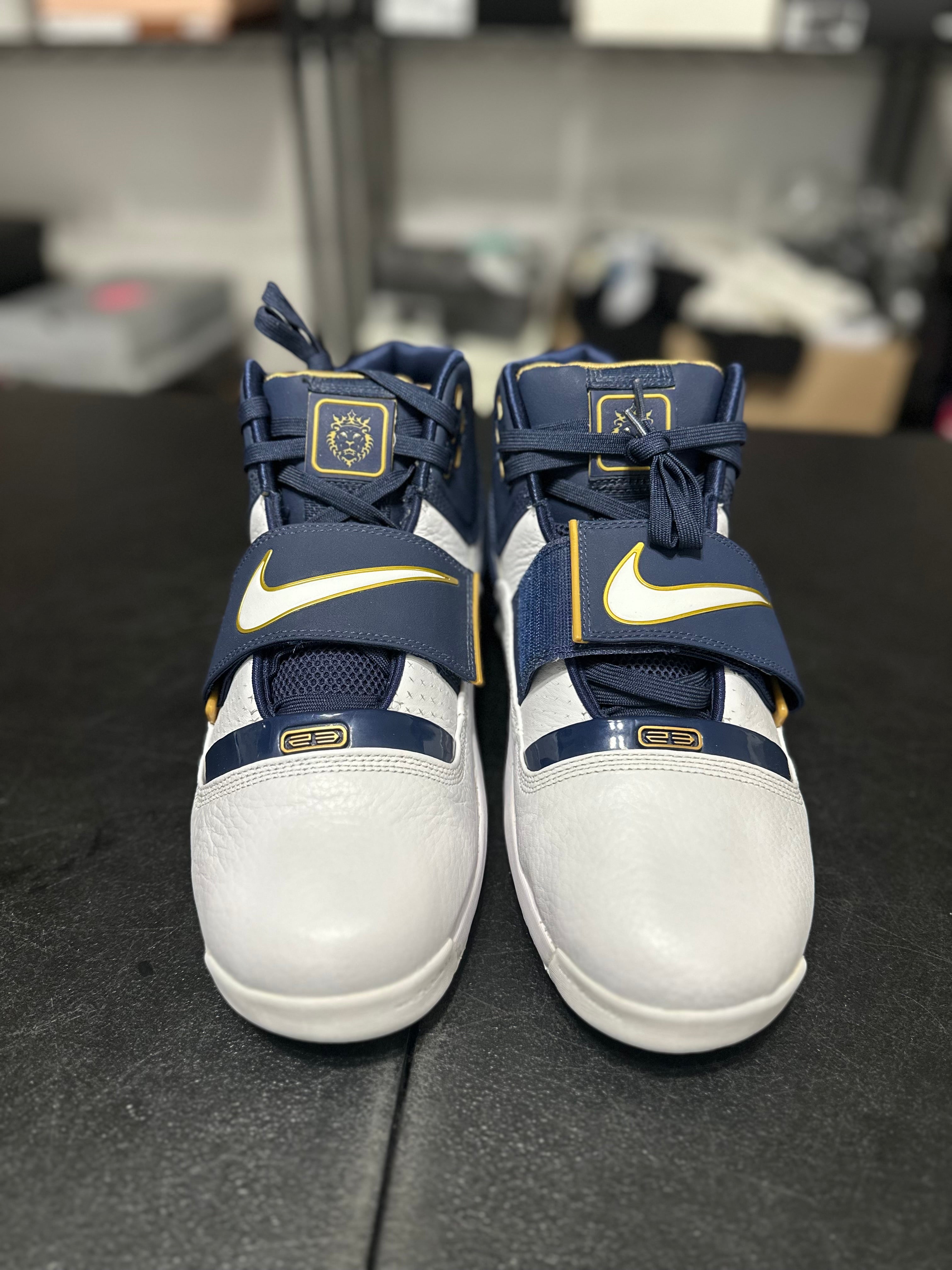 Size 11 - LeBron zoom soldier 1 16 25
