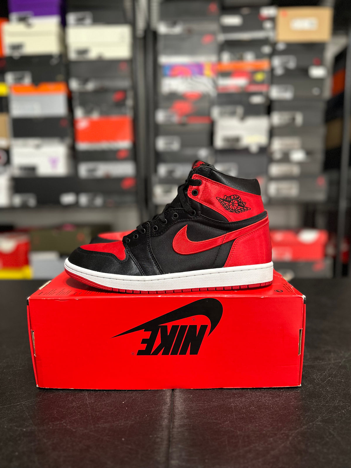 Size 9.5 - (11W) J1 satin bred