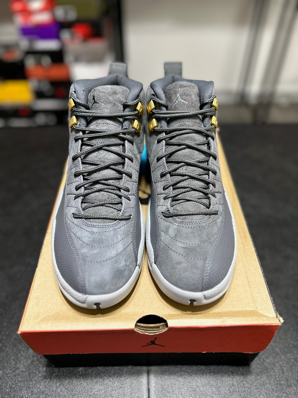 Size 9 - j12 dark grey
