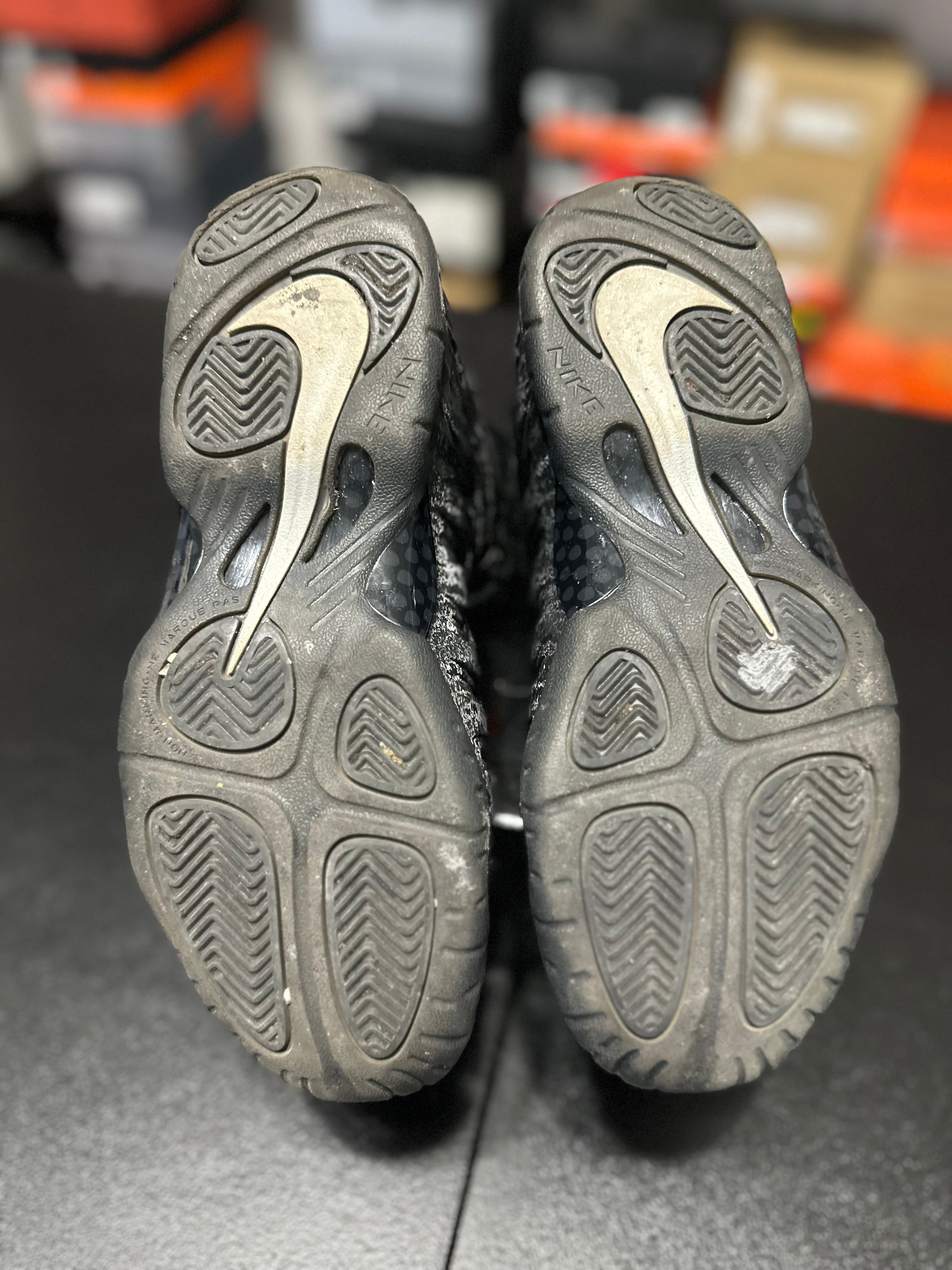 Size 5y - Nike little posite pro gs black