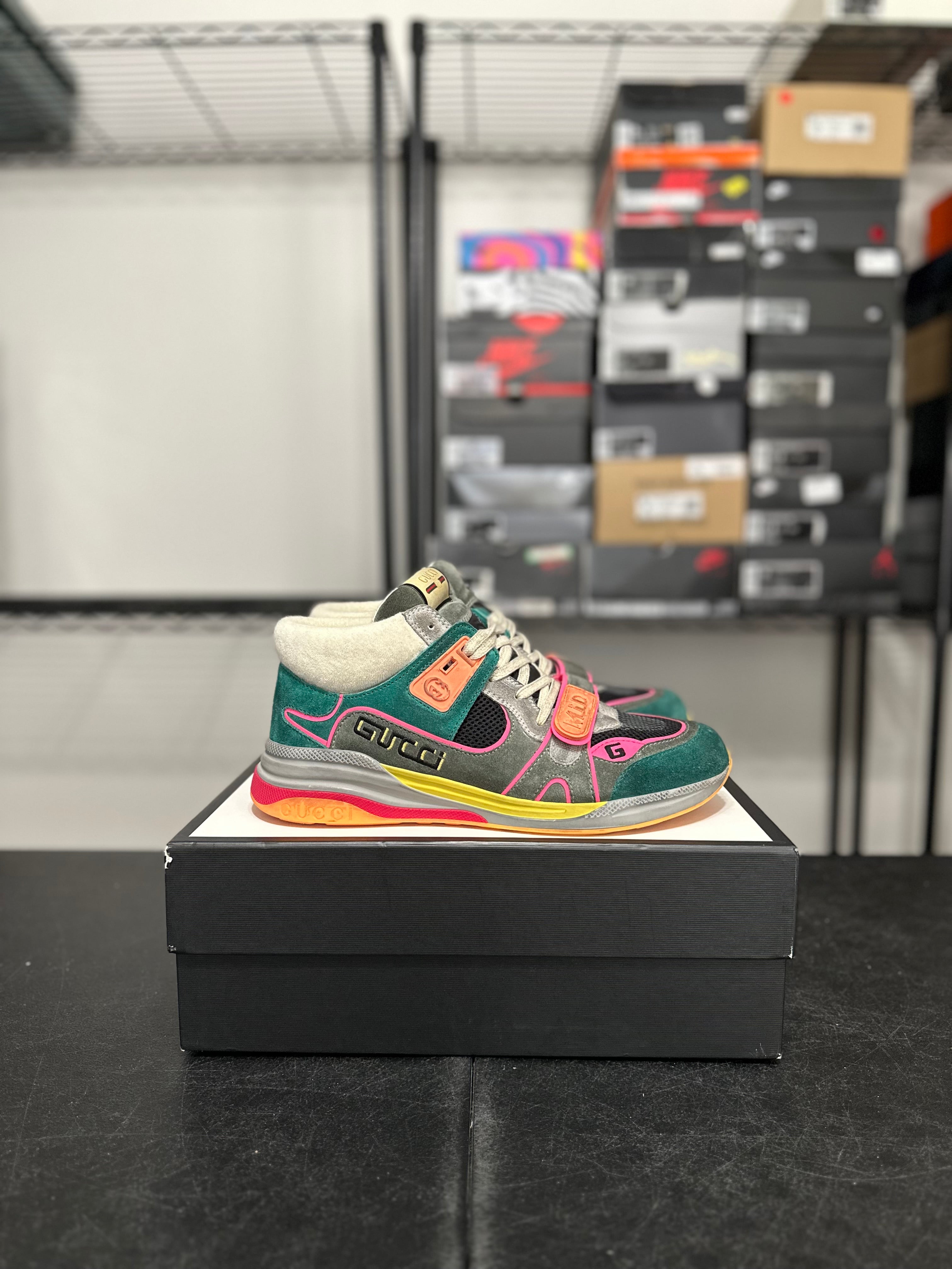 Size 12 - Gucci ultra pace mid green teal