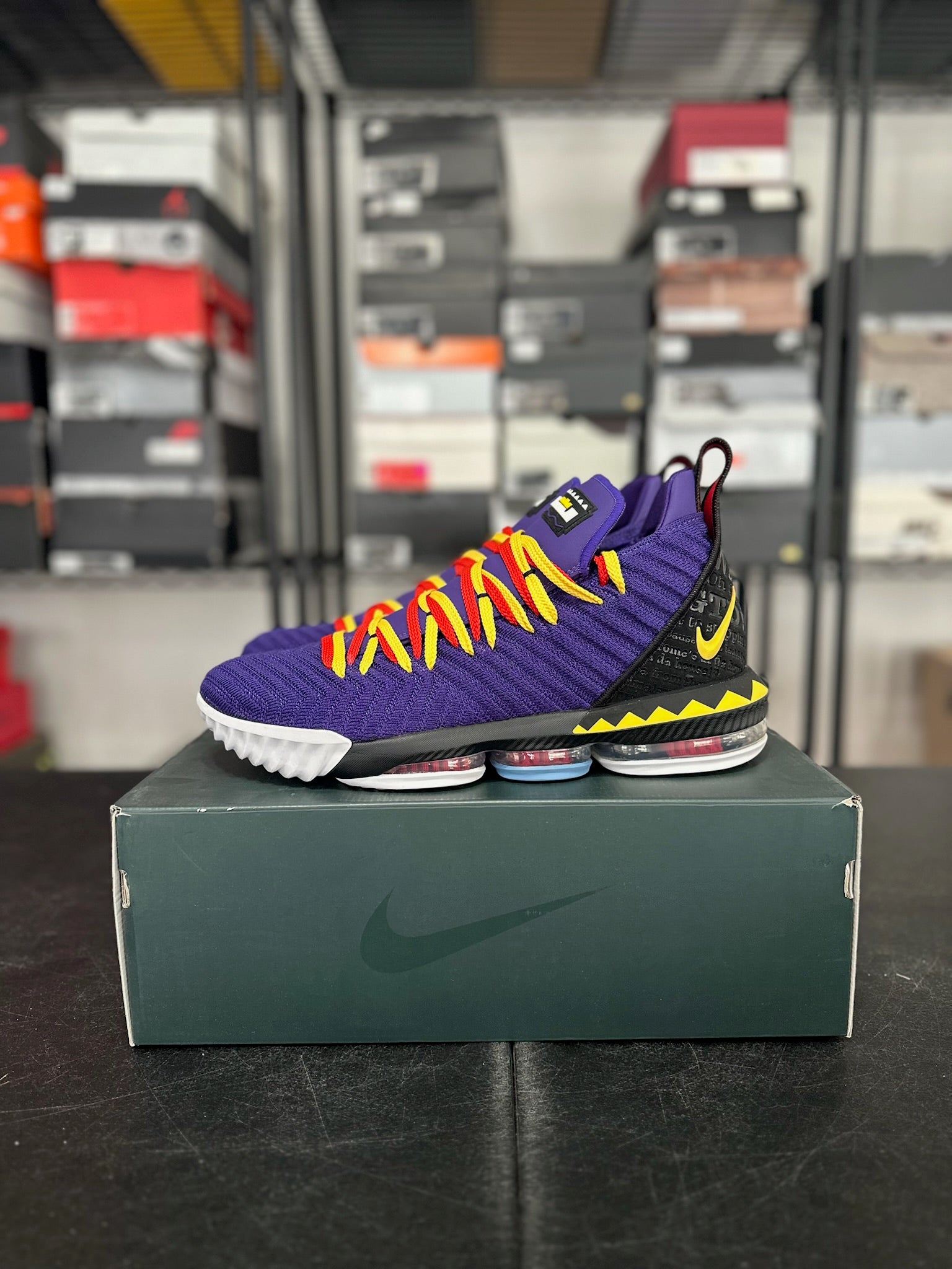 Size 14 - LeBron 16 Martin