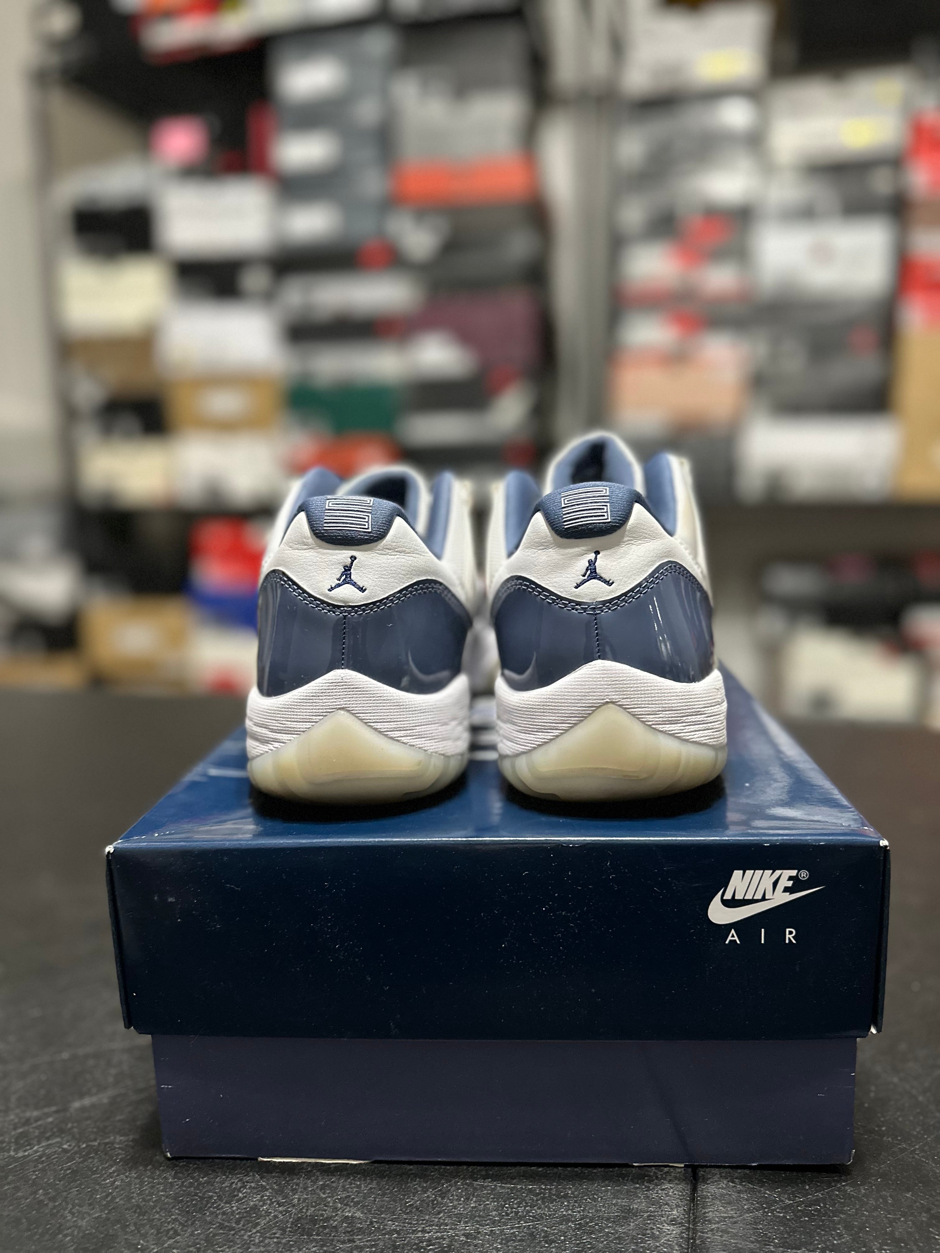 Size 11.5 - J11 low diffused blue