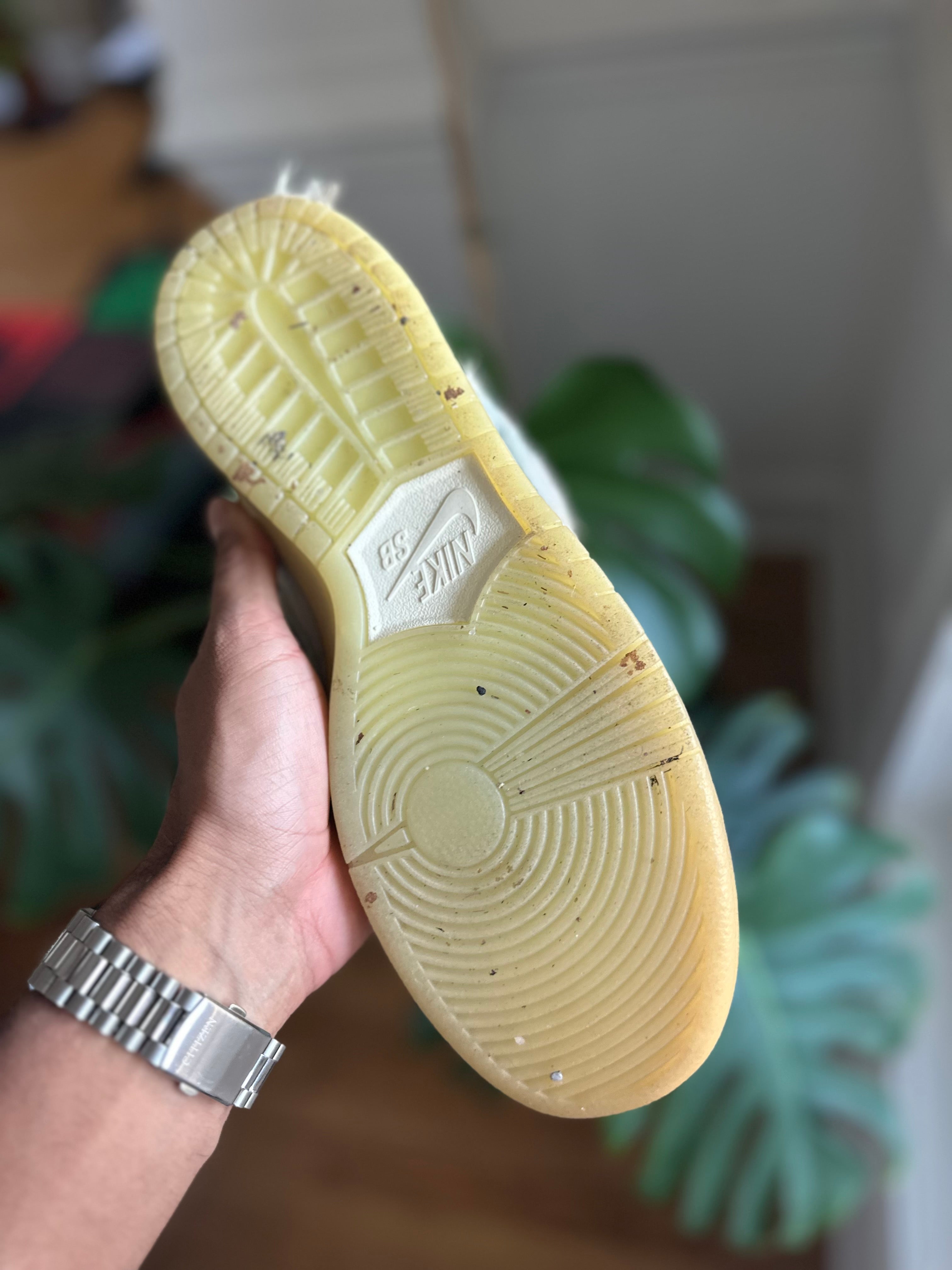 Size 9.5 - dunk low mummy