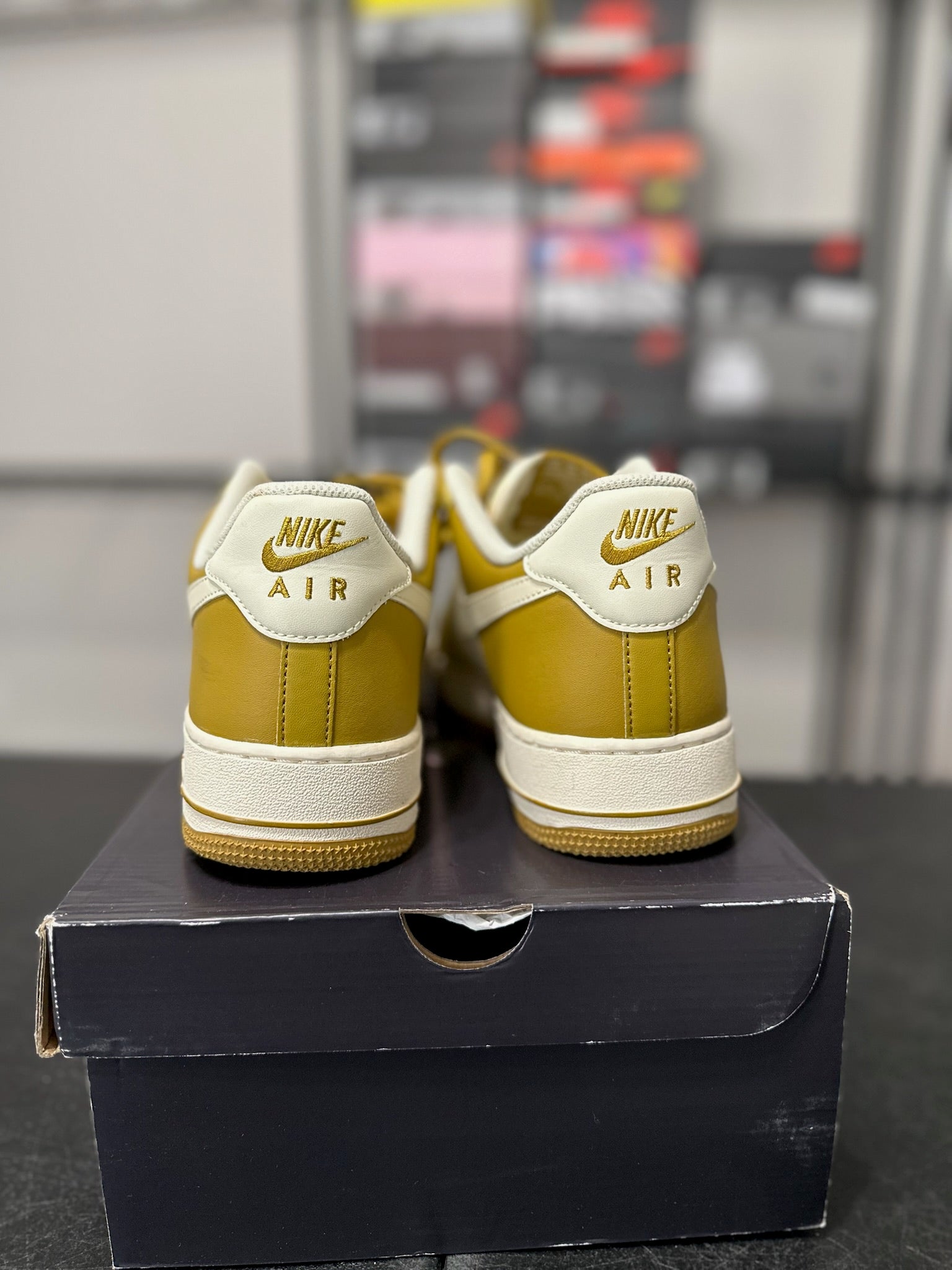 Size 10.5 - AF 1 Low ‘07 Bronzine Saturn Gold