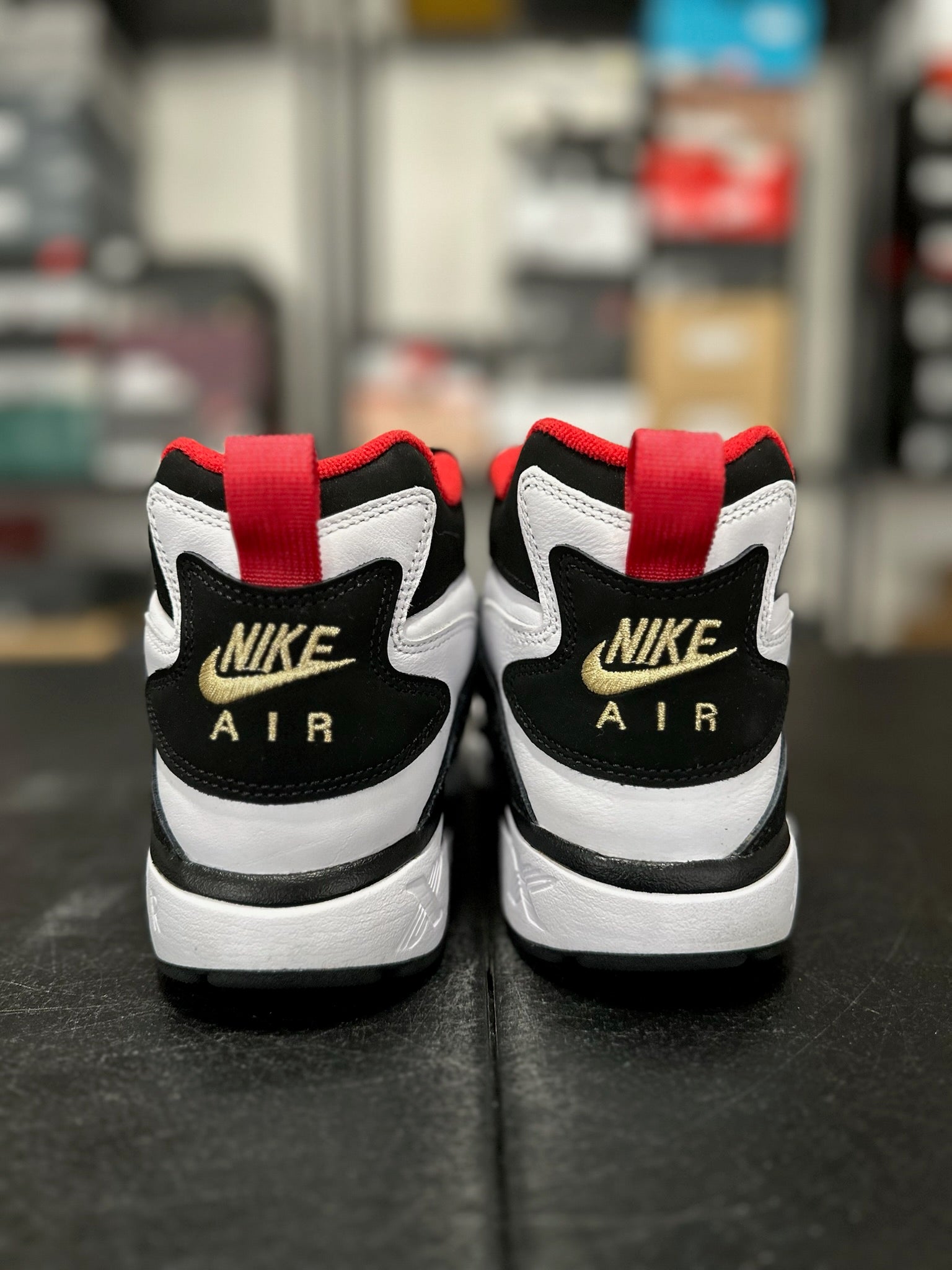 Size 9 - Air Diamond Turf 49ers