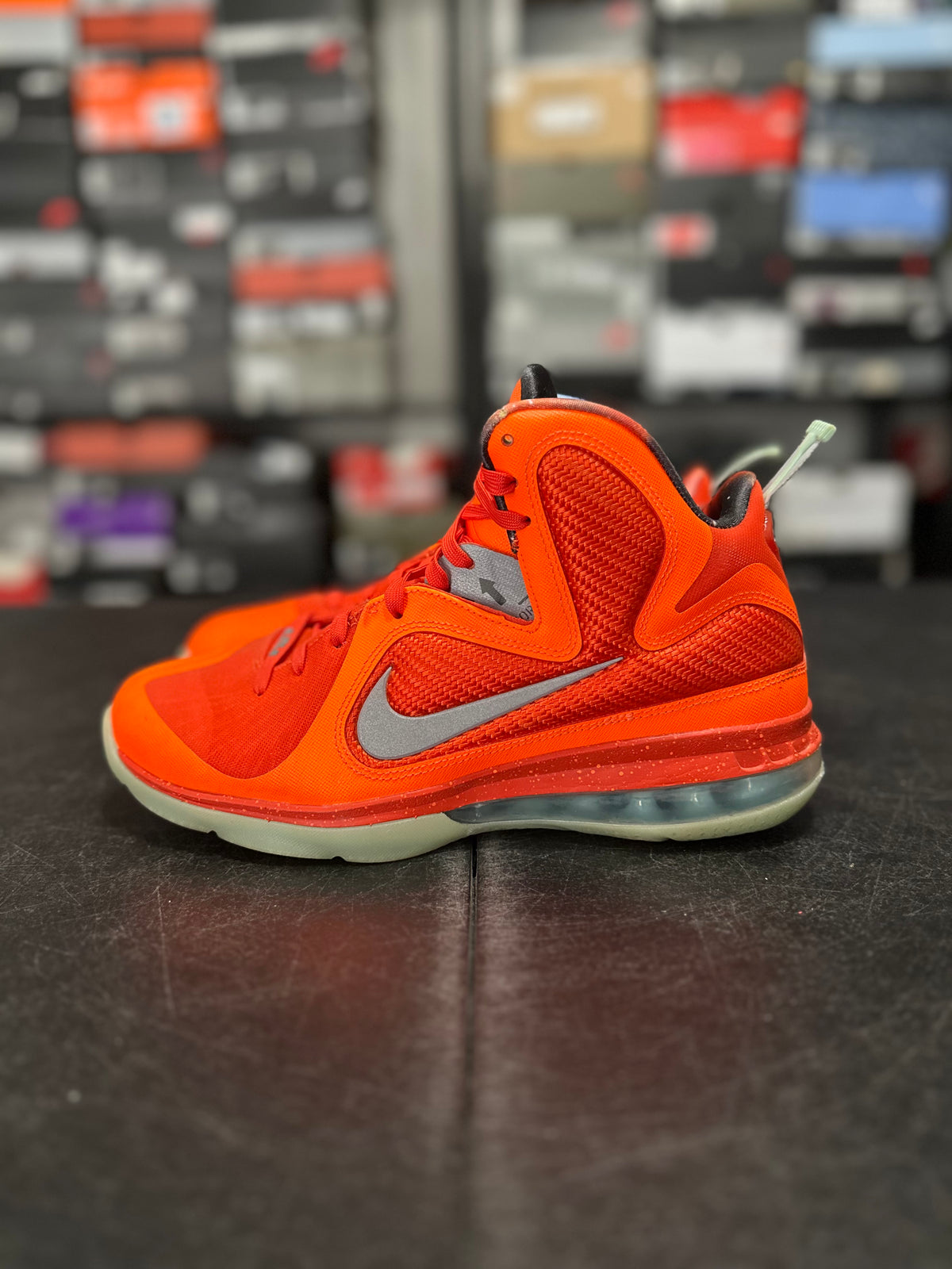 Size 9 - LeBron 9 big bang