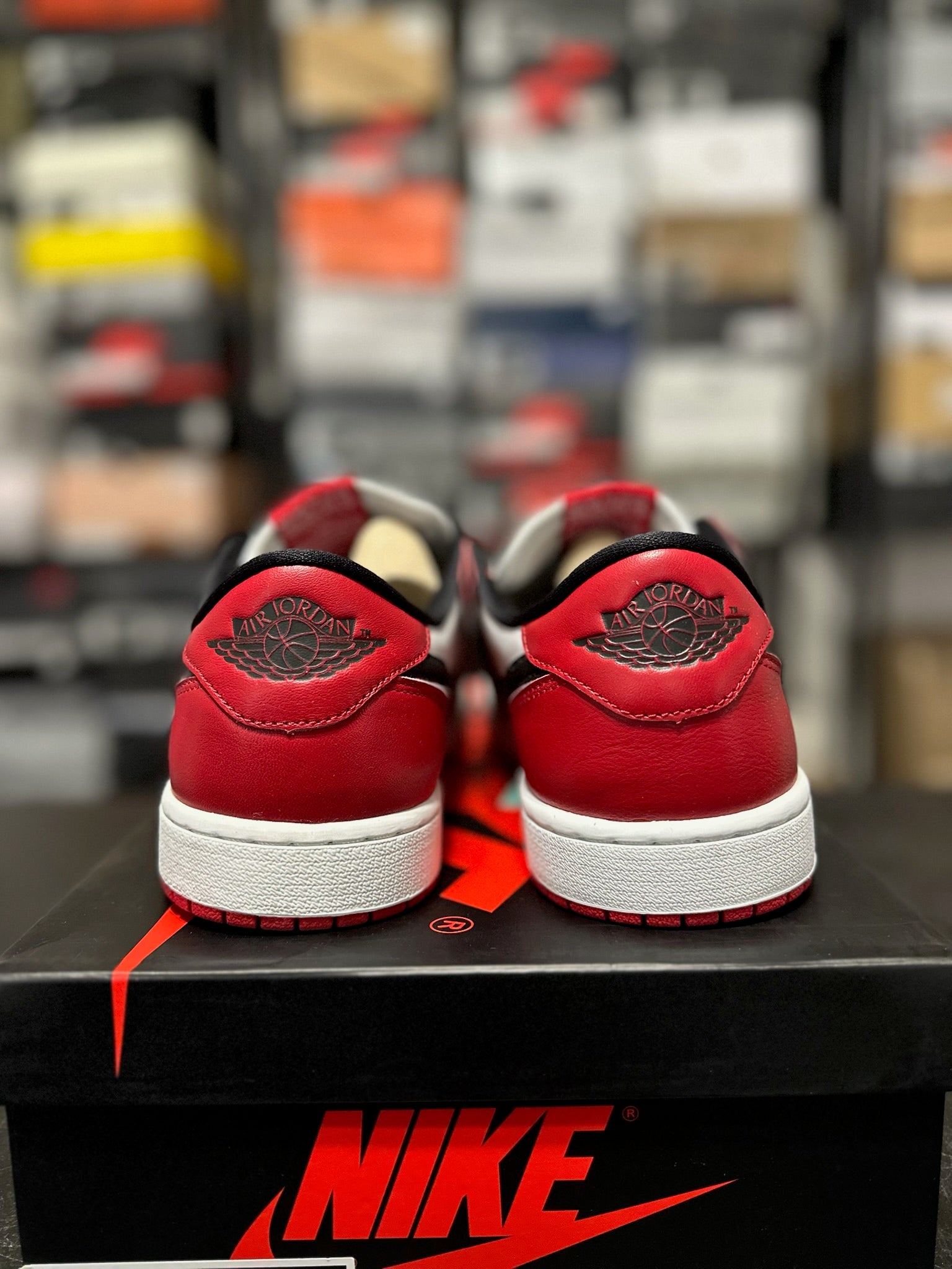 Size 11.5 - J1 Low Chicago DS