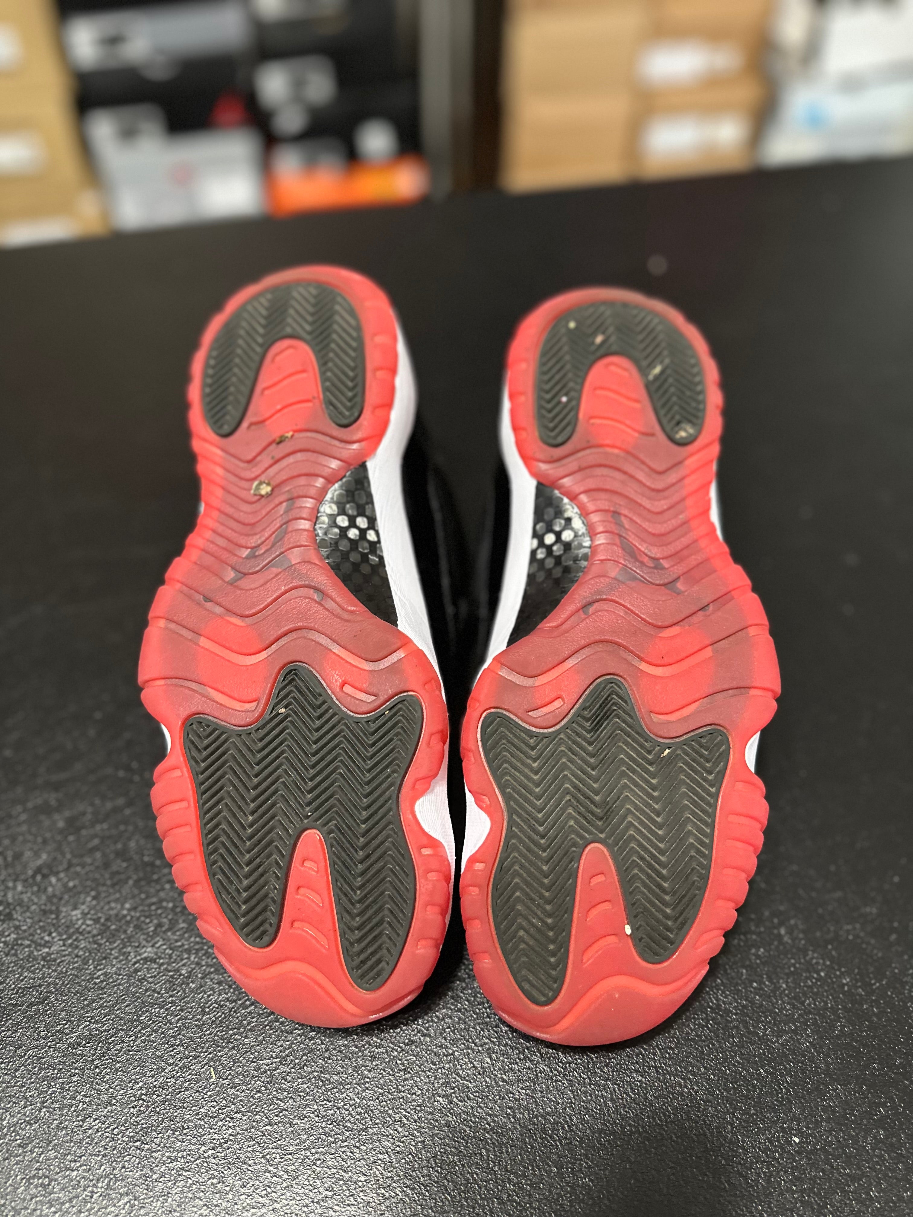 Size 10 - J11 bred Low