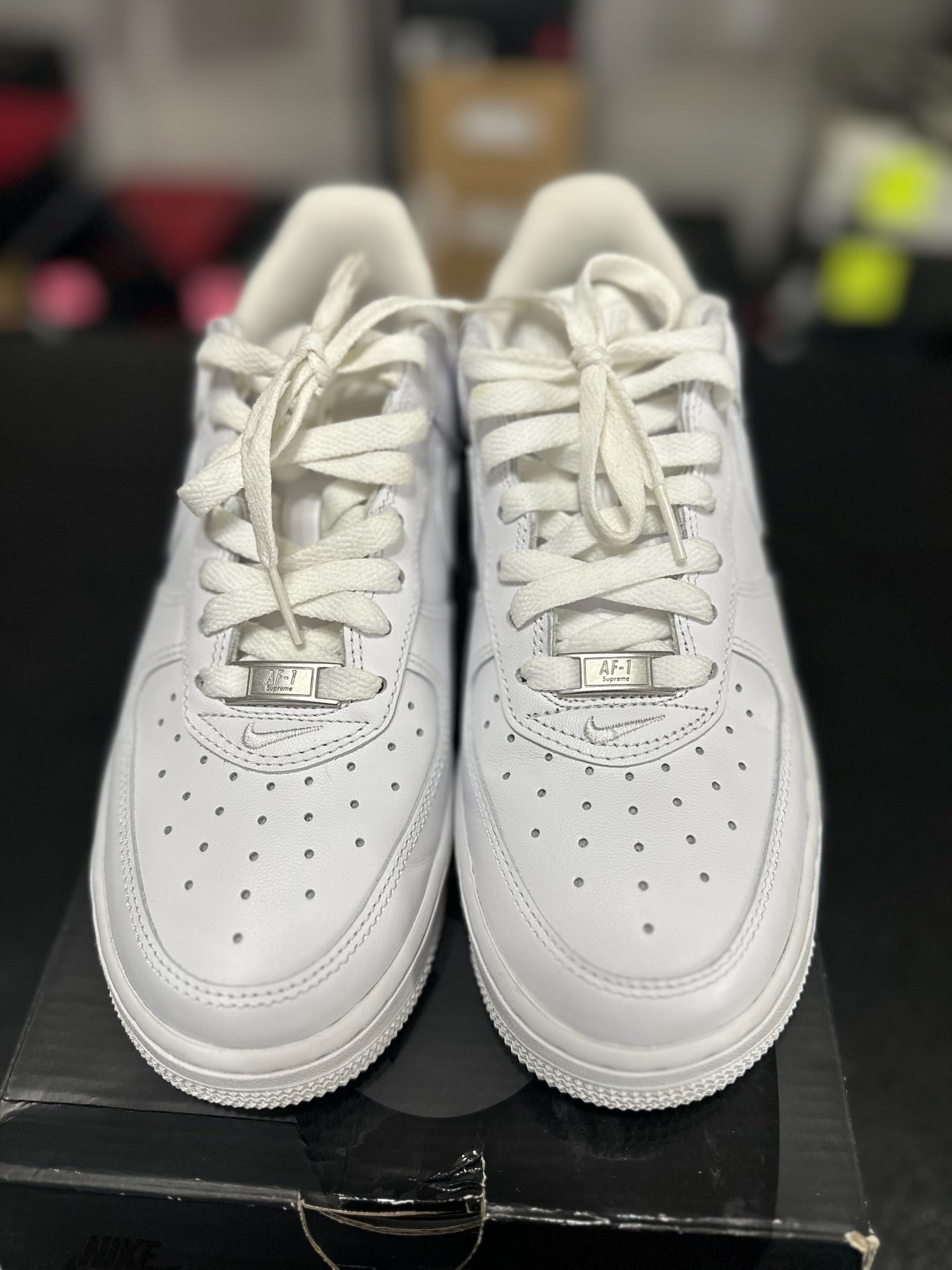 Size 6.5 - AF 1 Low Fresh White