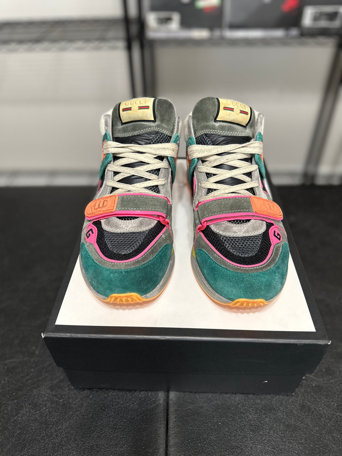 Size 12 - Gucci ultra pace mid green teal