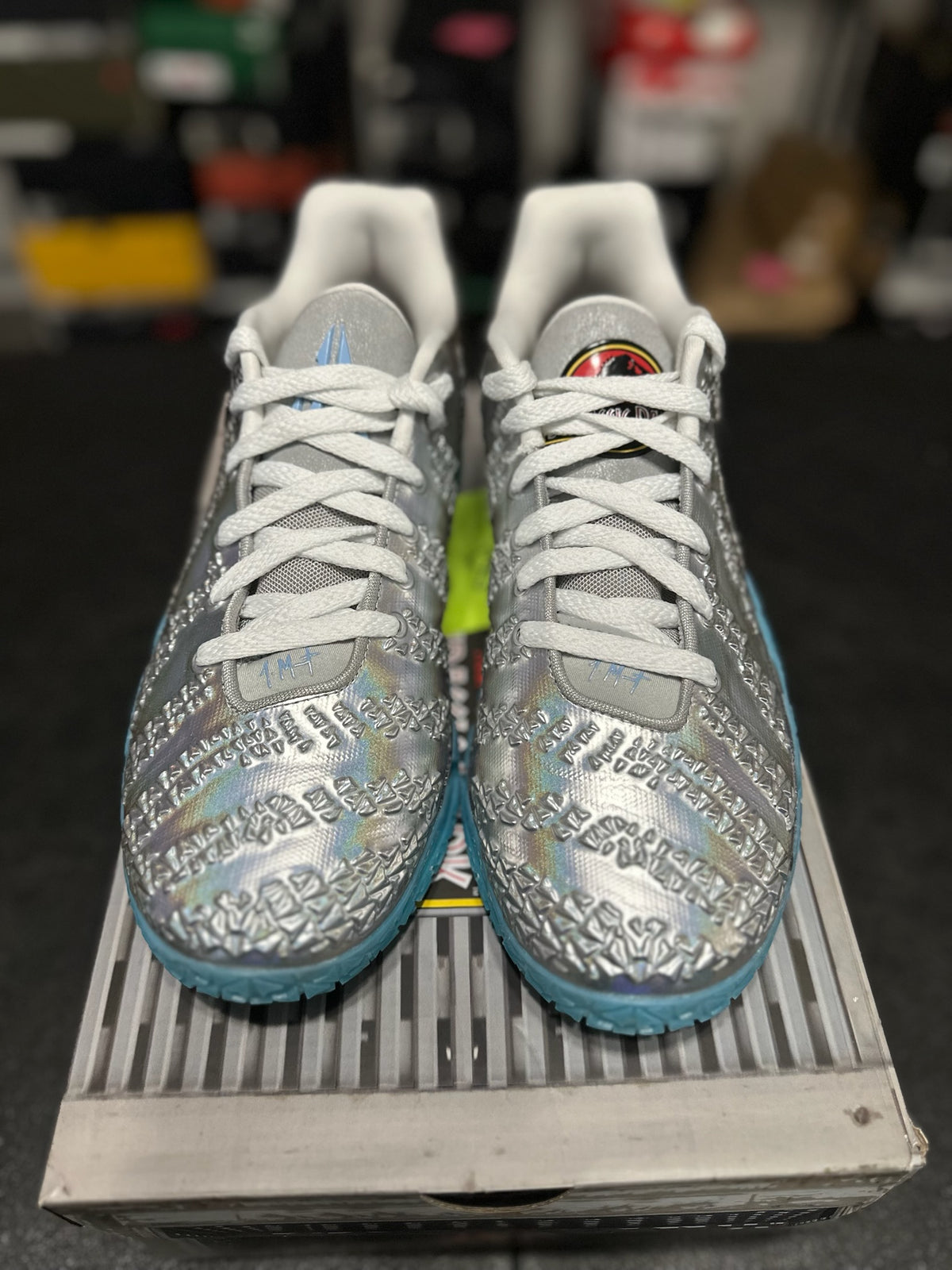 Size 10 - ja 3 Jurassic park cloud island