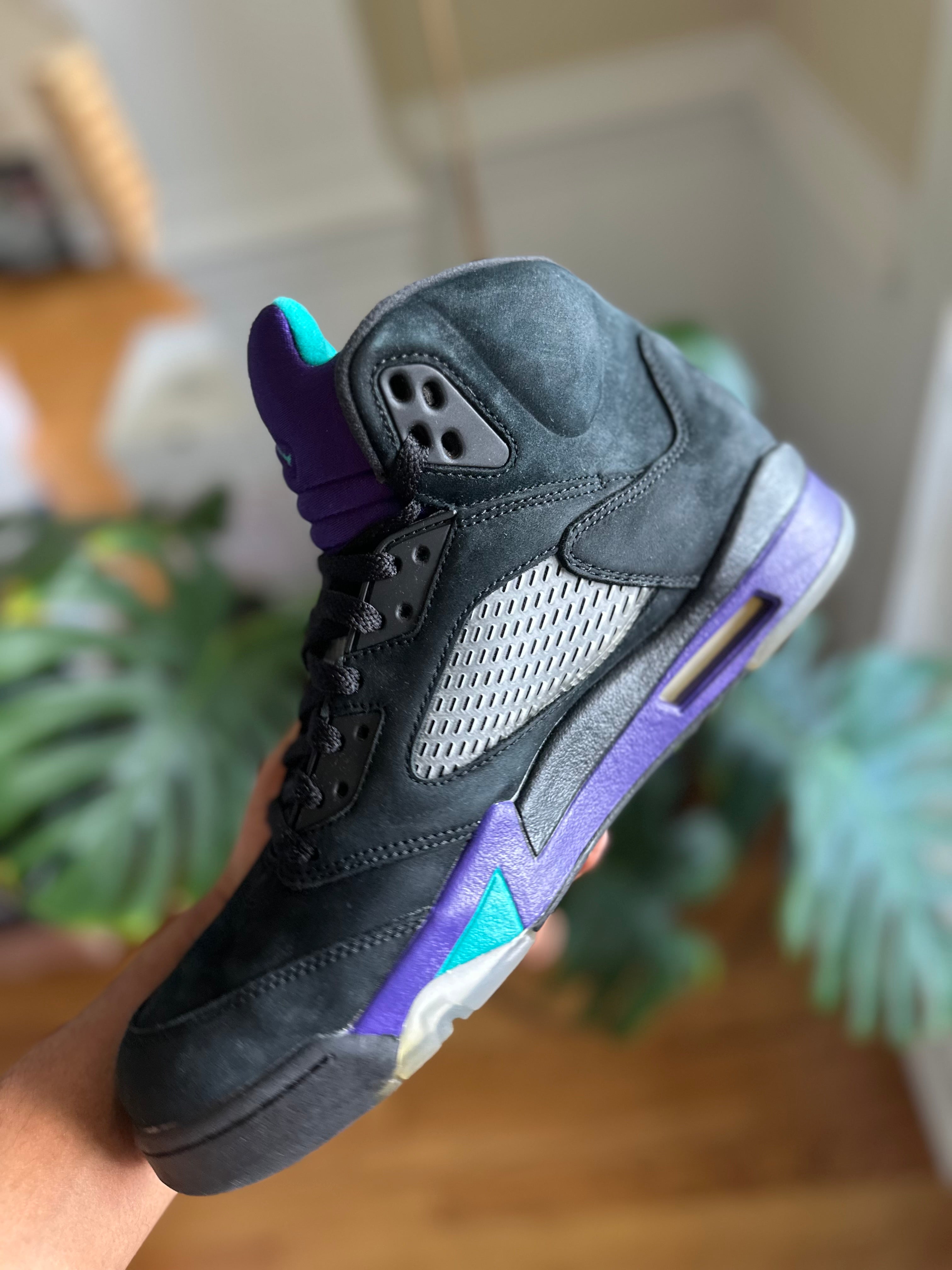Size 10.5 - J5 black grape