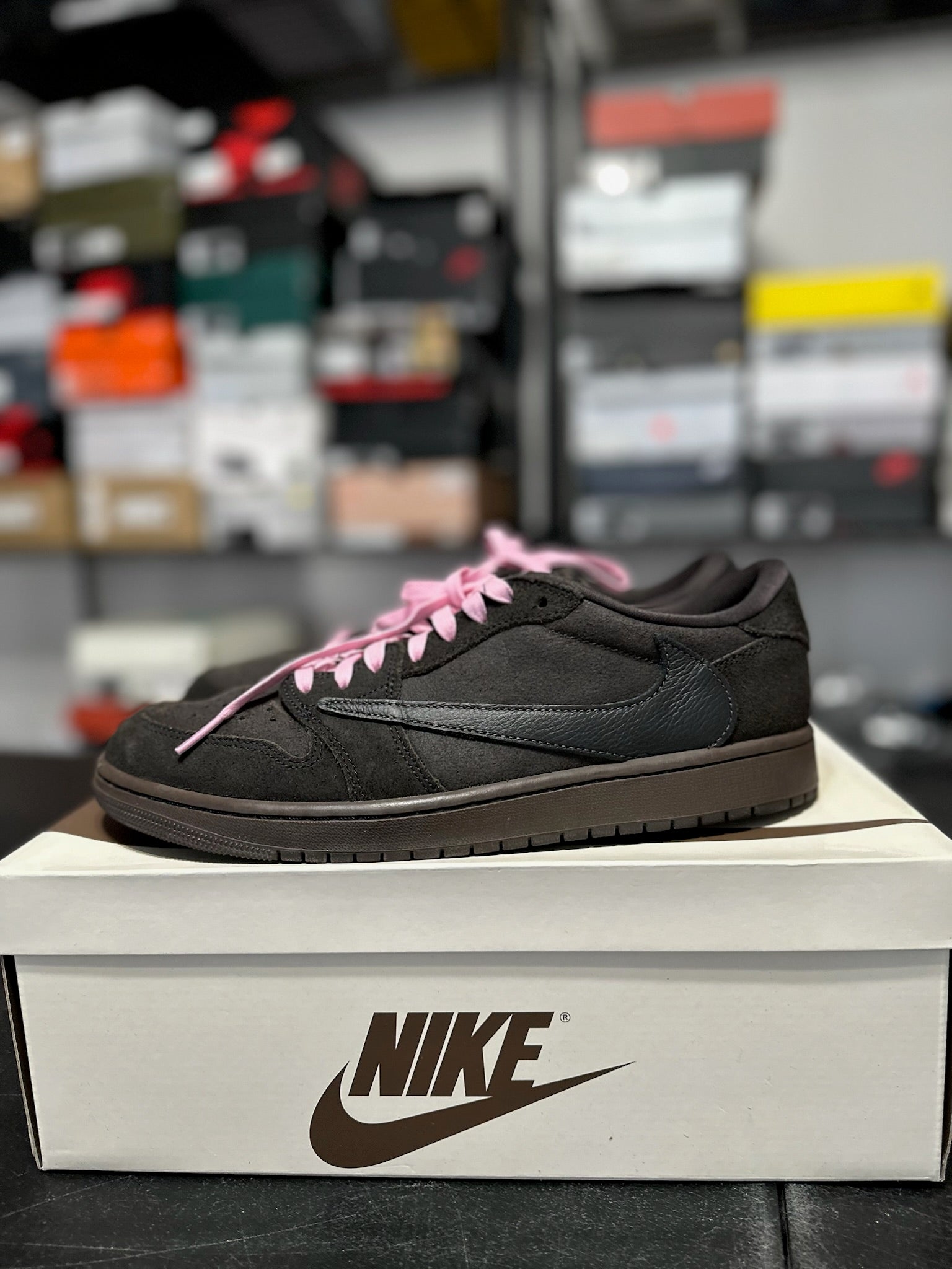 Size 10.5 - J1 Low Travis Scott Velvet Brown