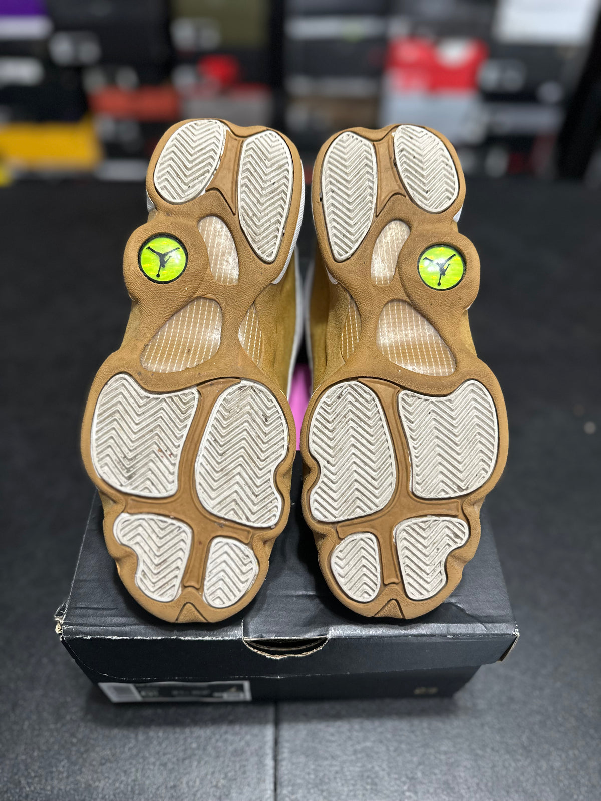 Size 6.5y - J13 wheat