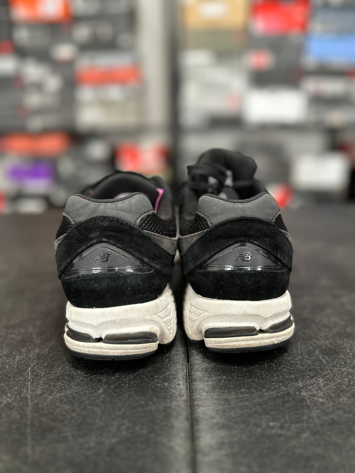 Size 8.5 - NB 2002r black
