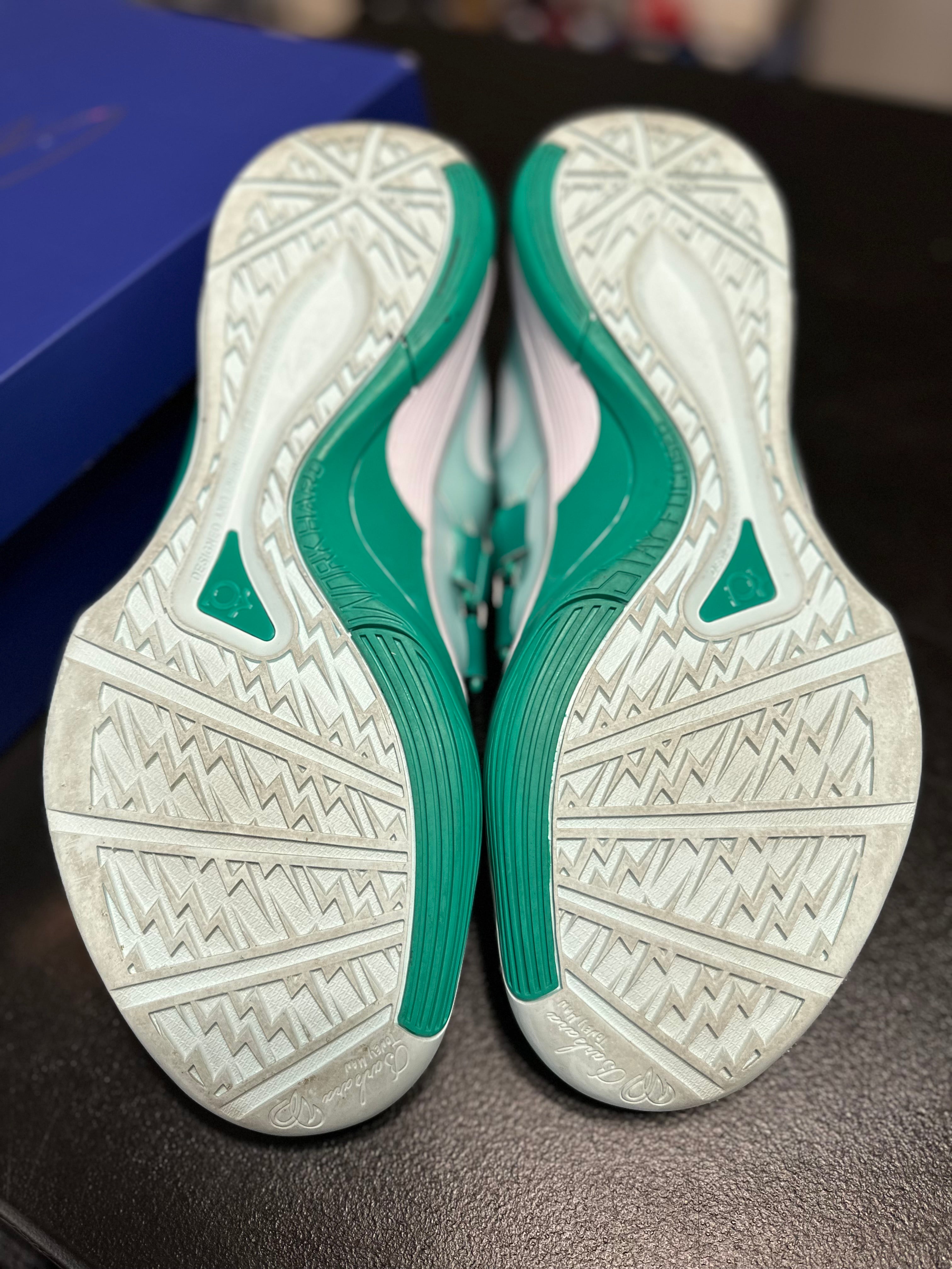 Size 11.5 - KD 4 Easter 2024