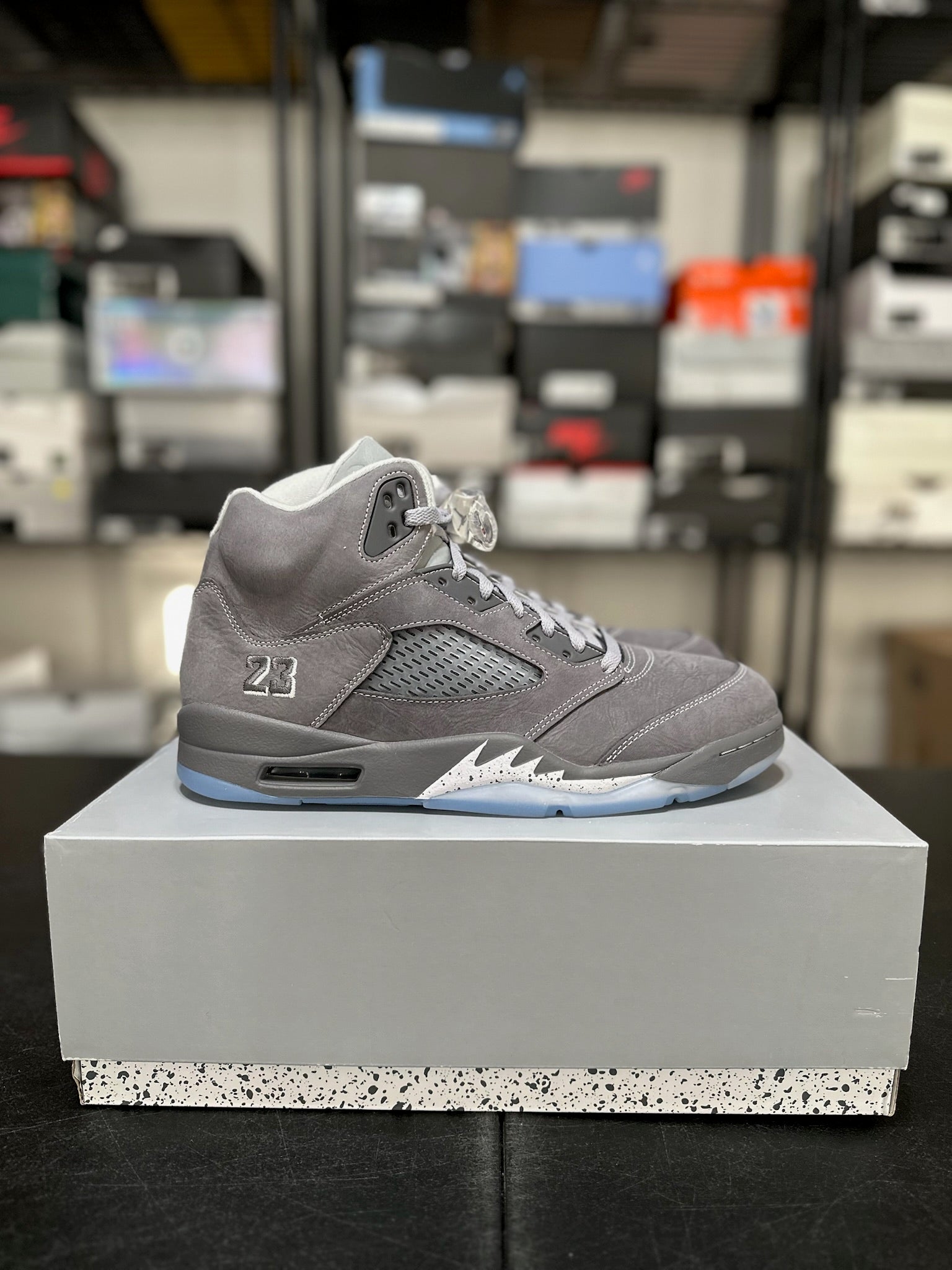 Size 11 - J5 Wolf Grey DS